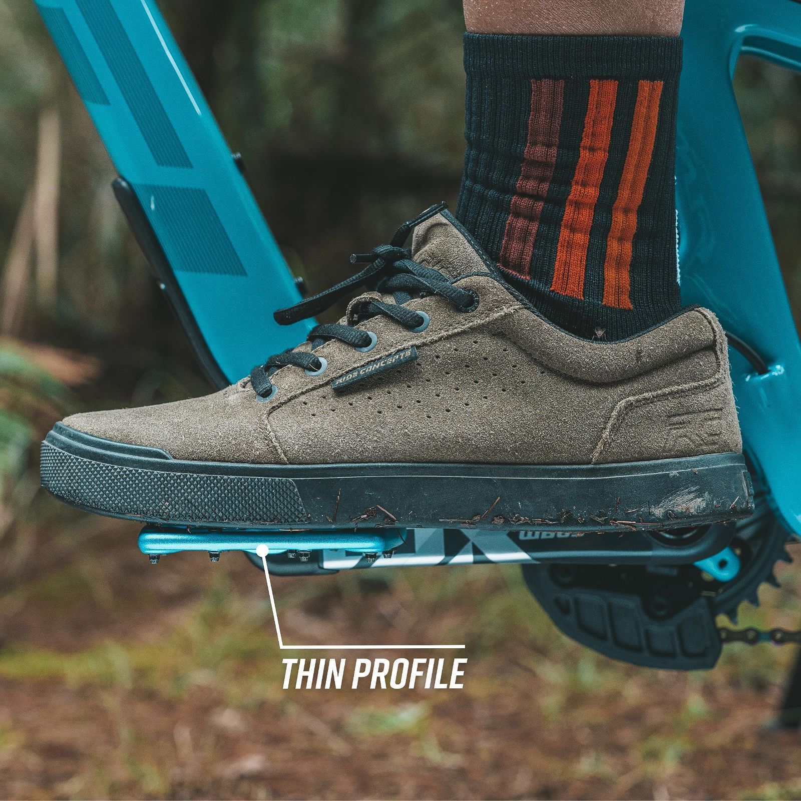 広いプラットフォームのBMX