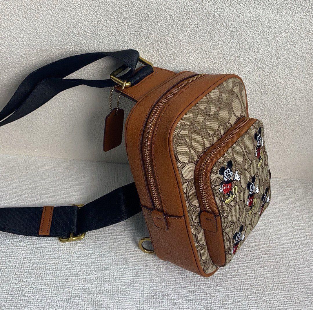 新品 CM721 CM026 チェストバッグ COACH × Disney R870 - メルカリ 