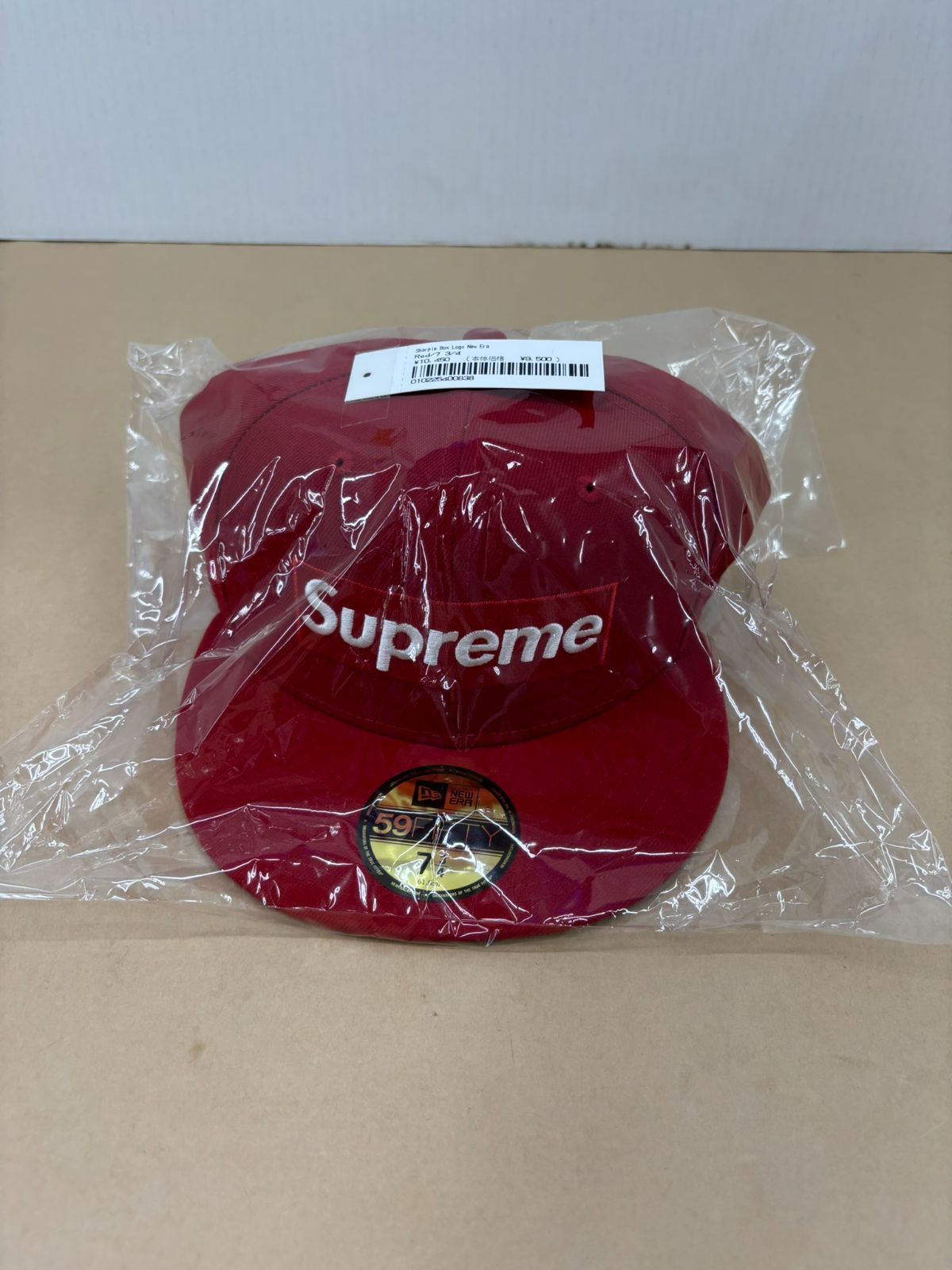 Supreme 赤 キャップ キーホルダー 4 2025年最新】supreme new era キーホルダーの人気アイテム