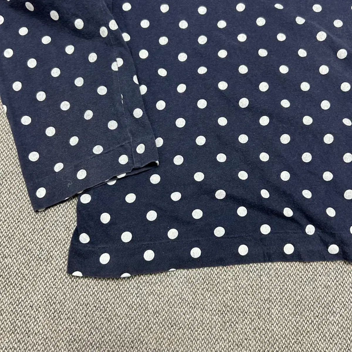 PLAY COMME des GARCONS 水玉　ネイビー　ロングスリーブ　M PLAY COMME des GARCONS 水玉 ネイビー ロングスリーブ M - メルカリ