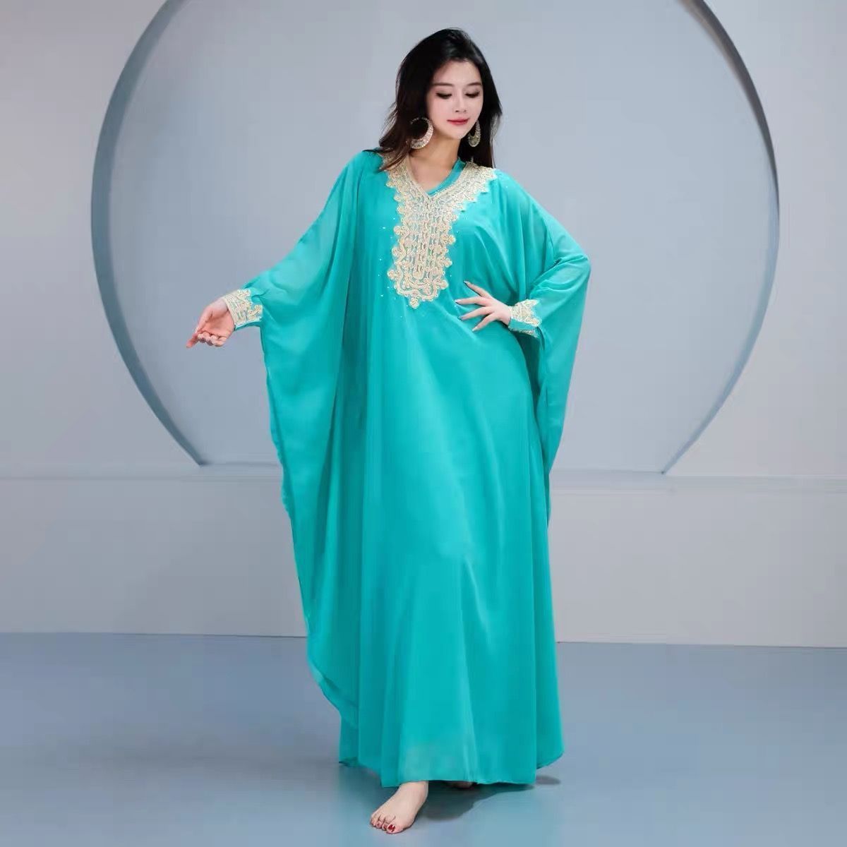 新品未使用 新作 ハリージー ドレス ベリーダンス 競技会用 演技用 広袖 Khaleegy 競技ダンス衣装 パフォーマンスウェア【4カラー選択可能】