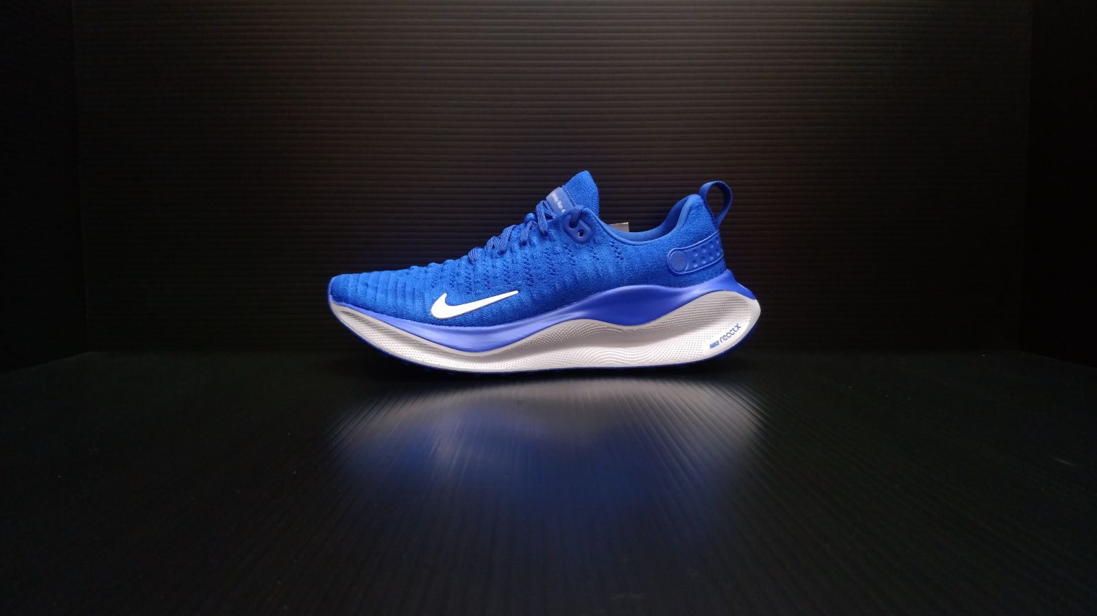 NIKE REACTX INFINITY RUN 4 DR2665 401（リアクト X インフィニティ ラン 4）