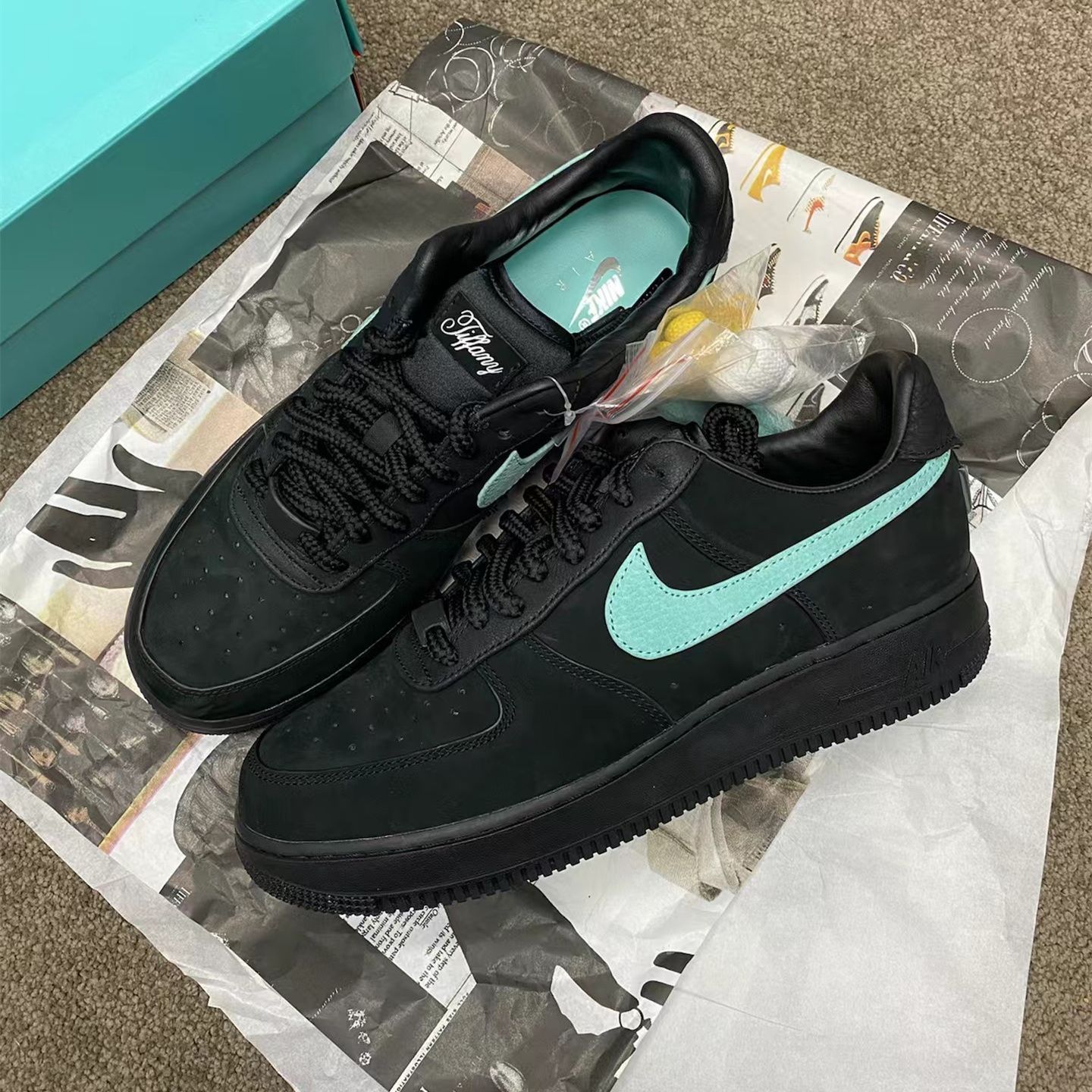 Nike エアフォース1 27cm 正規品 Nike Air Force 1 ブラック 27cm 上質