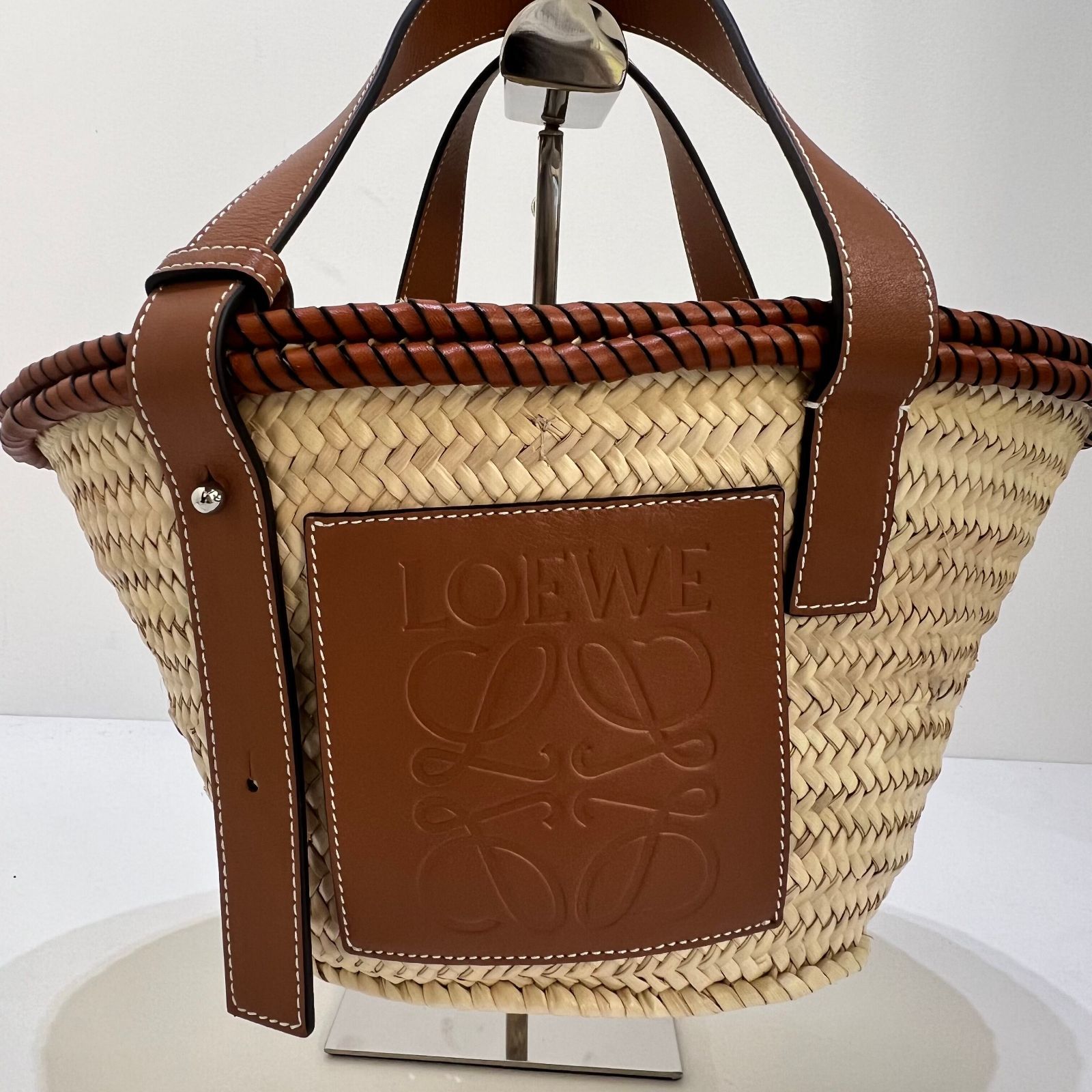 LOEWE】 スモール バスケット バッグ (タン) ※日本未入荷カラー