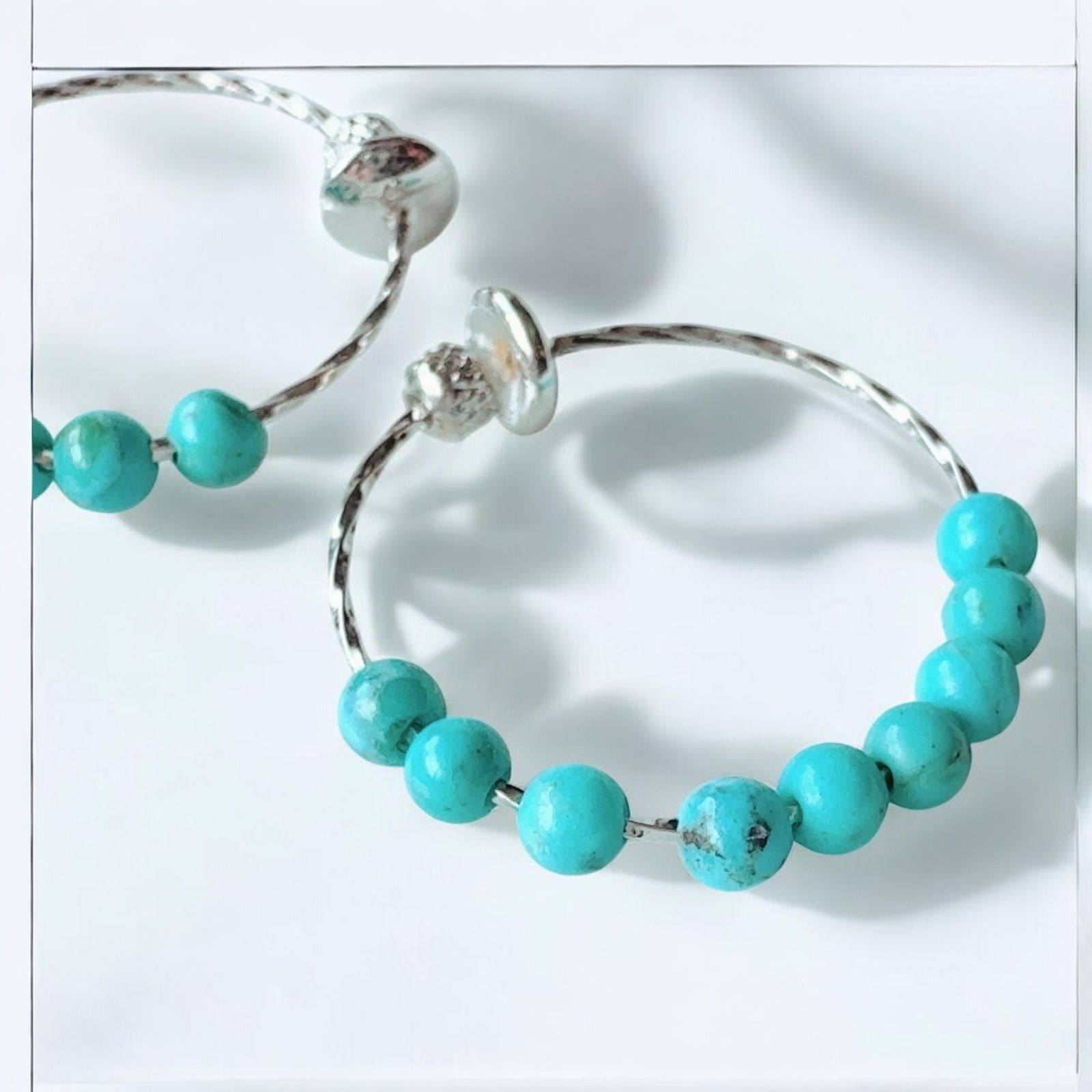 K94 苦しい状況からの改革 富を得る エネルギーコンバージョン ターコイズ イヤリング イヤーカフ 魔術師 N.kelly 金運 エネルギー お守り 幸運 魔力 本物 魔術 白魔術 開運 霊感 earring turquoise 輪っか ノンホールピアス