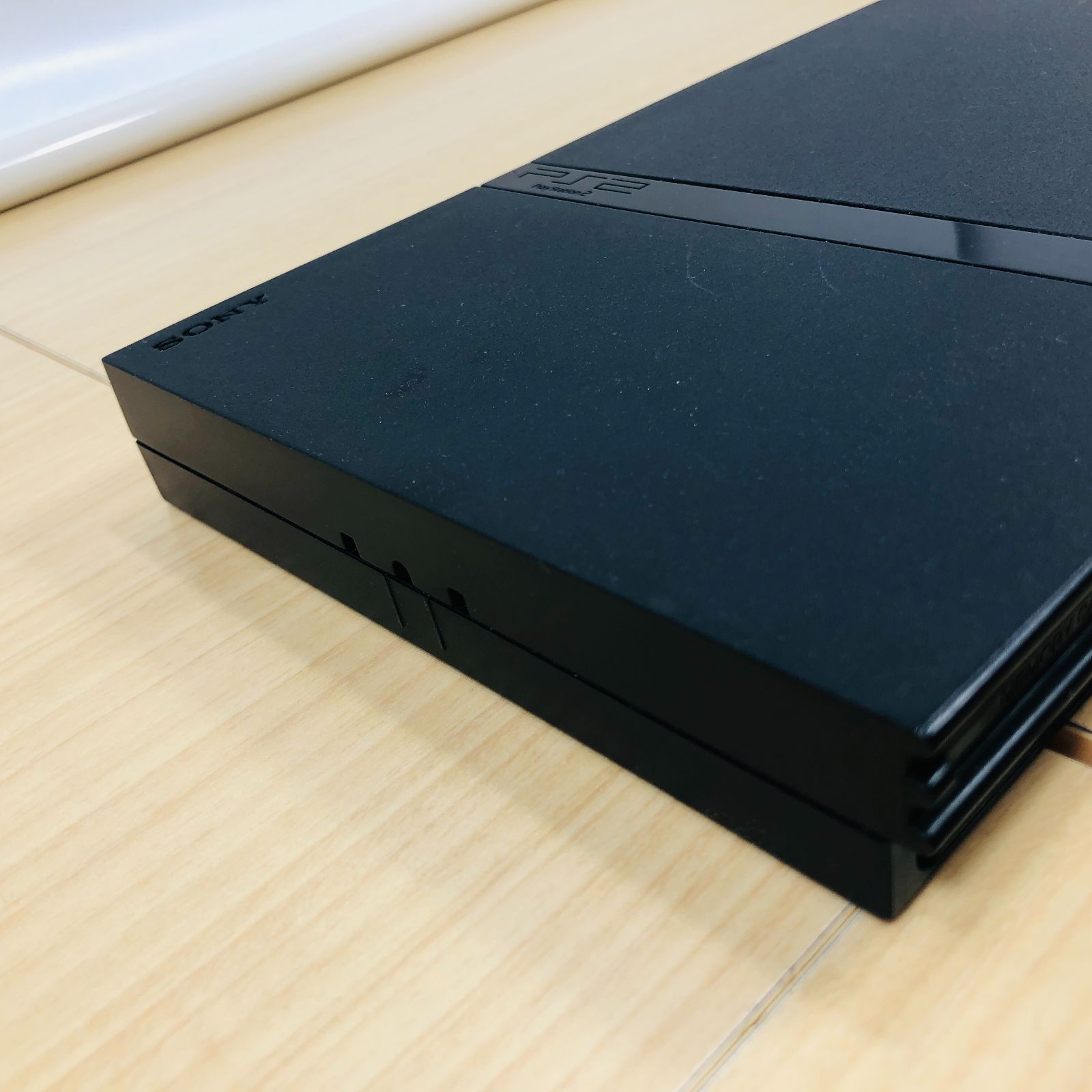 チャコールブラック