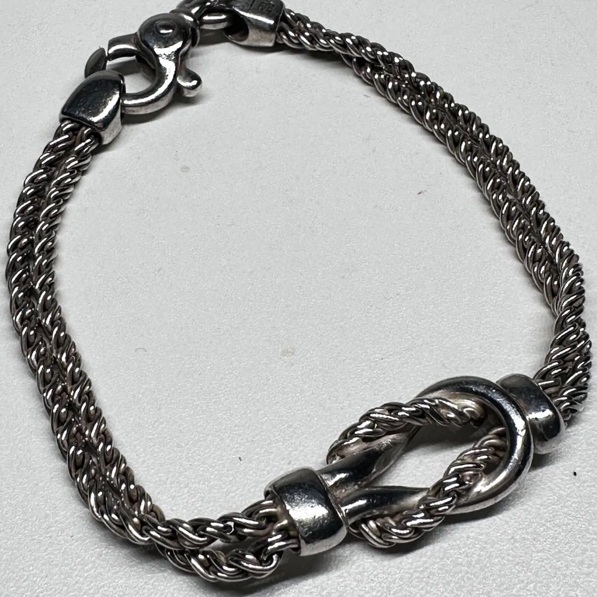 Tiffany & Co. シルバー無限大ブレスレット　袋　箱付⭐︎ Tiffany & Co. シルバー無限大ブレスレット 袋 箱付⭐︎