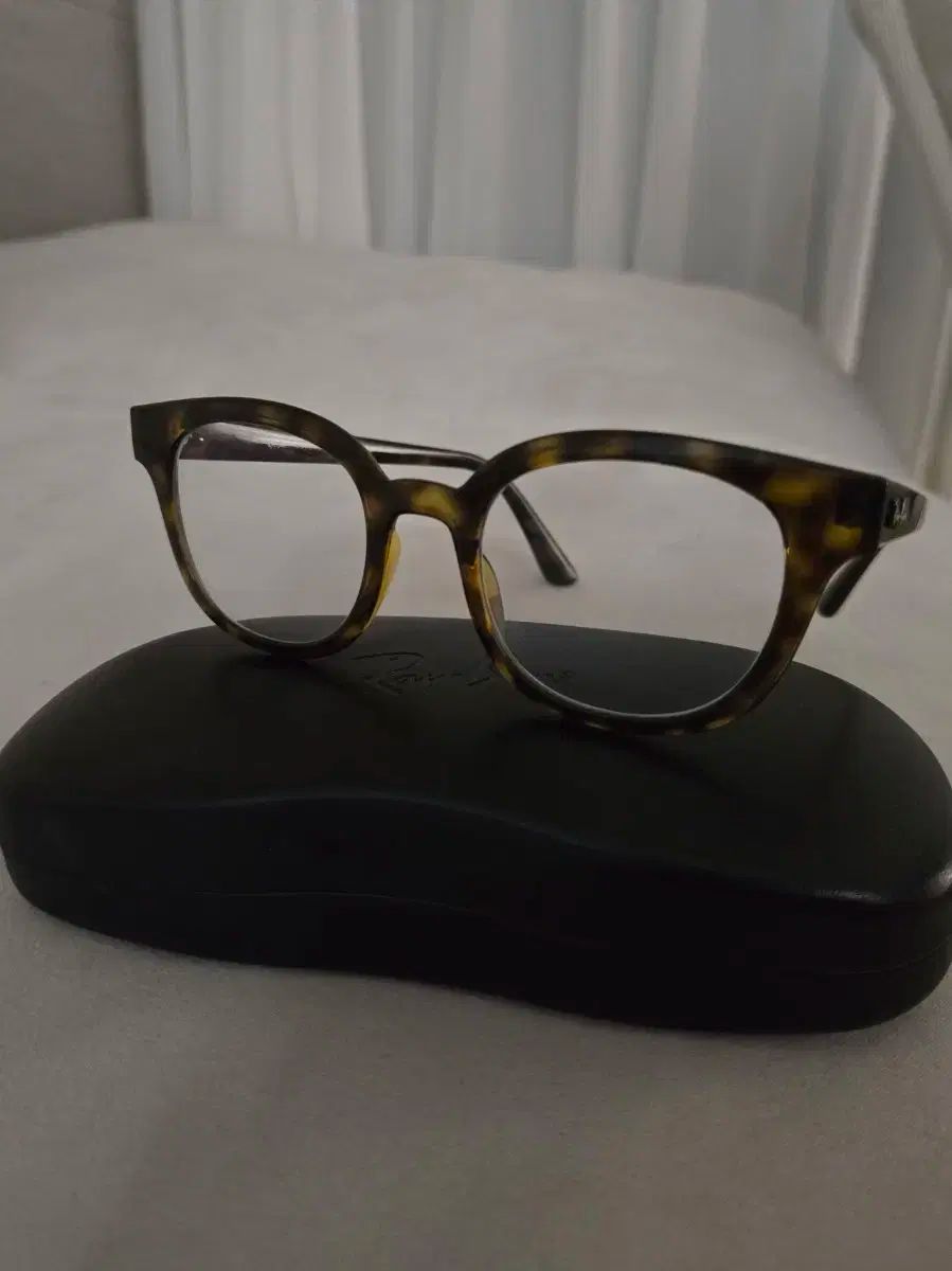 Ray-Ban メガネフレーム ウェリントン ブルーライトブロック レンズ