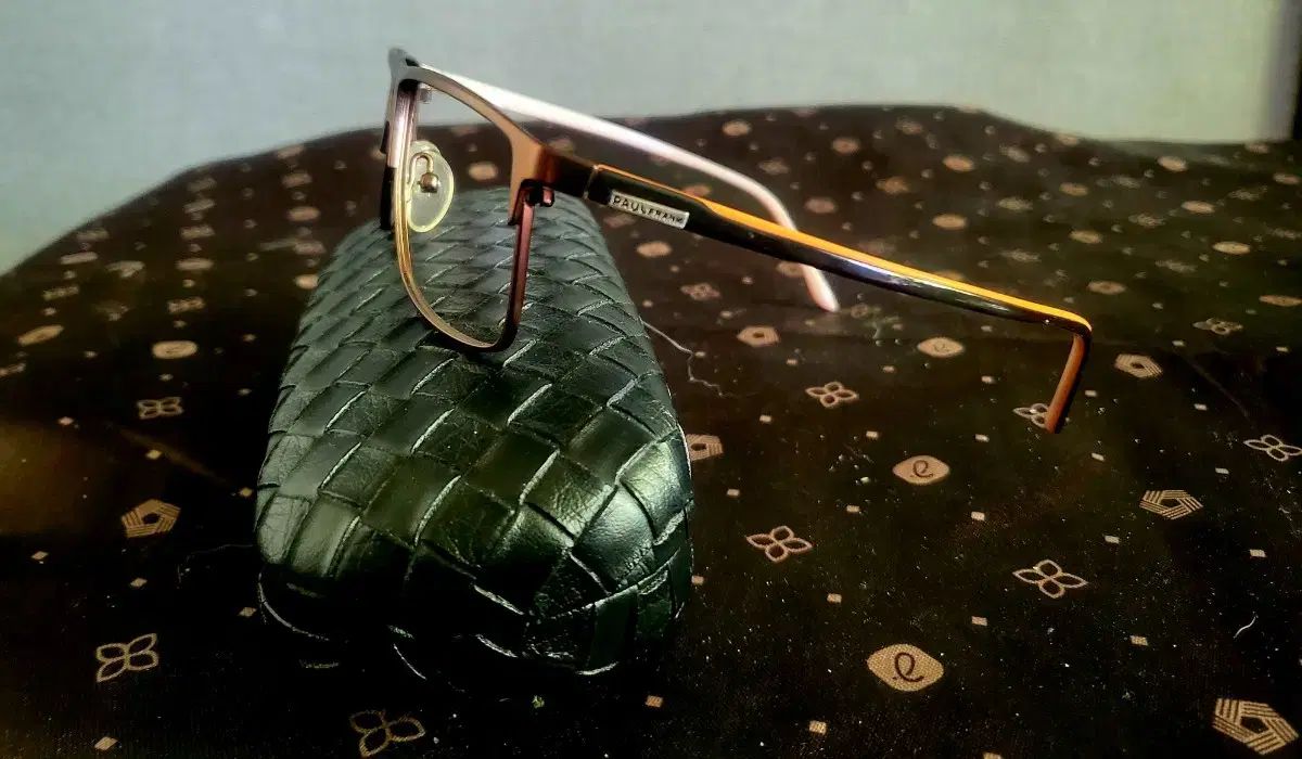 ヴィンテージ　KENZO KE2875 セルフレーム　ブラック　サングラス ヴィンテージ KENZO KE2875 セルフレーム ブラック サングラス