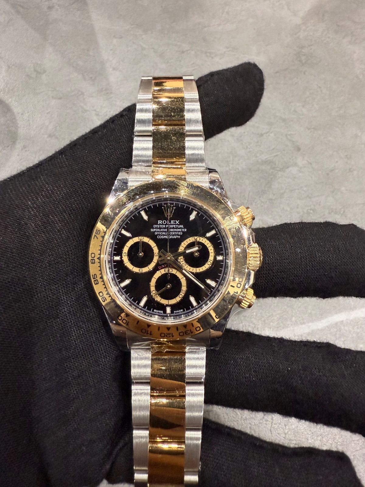 ウルトラセブン】ウルトラ警備隊ではこの激シブ最高腕時計が支給される