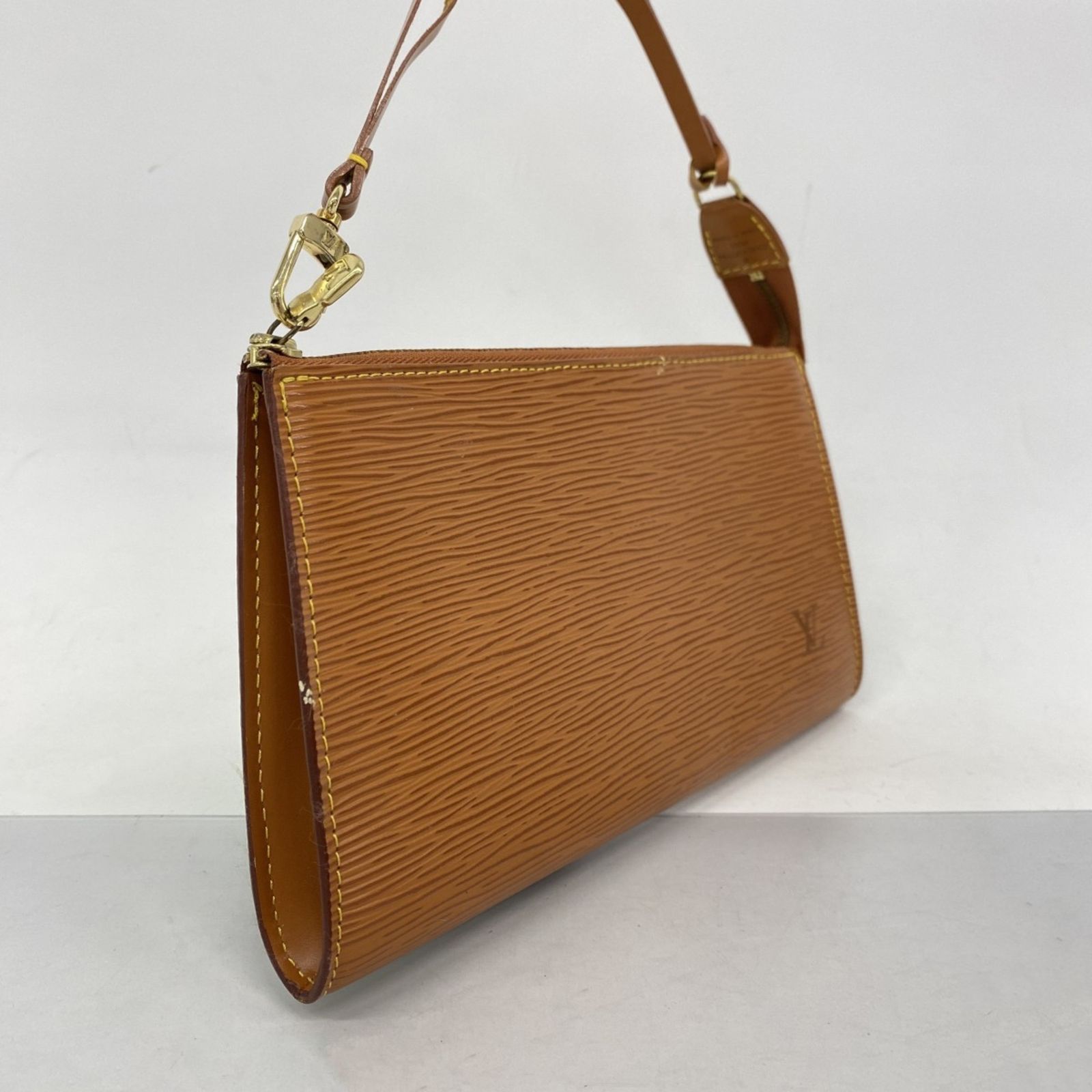 ルイ ヴィトン Louis Vuitton ルイ ヴィトン ポーチ エピ ポシェットアクセソワール M52948 ジパングゴールド レディース