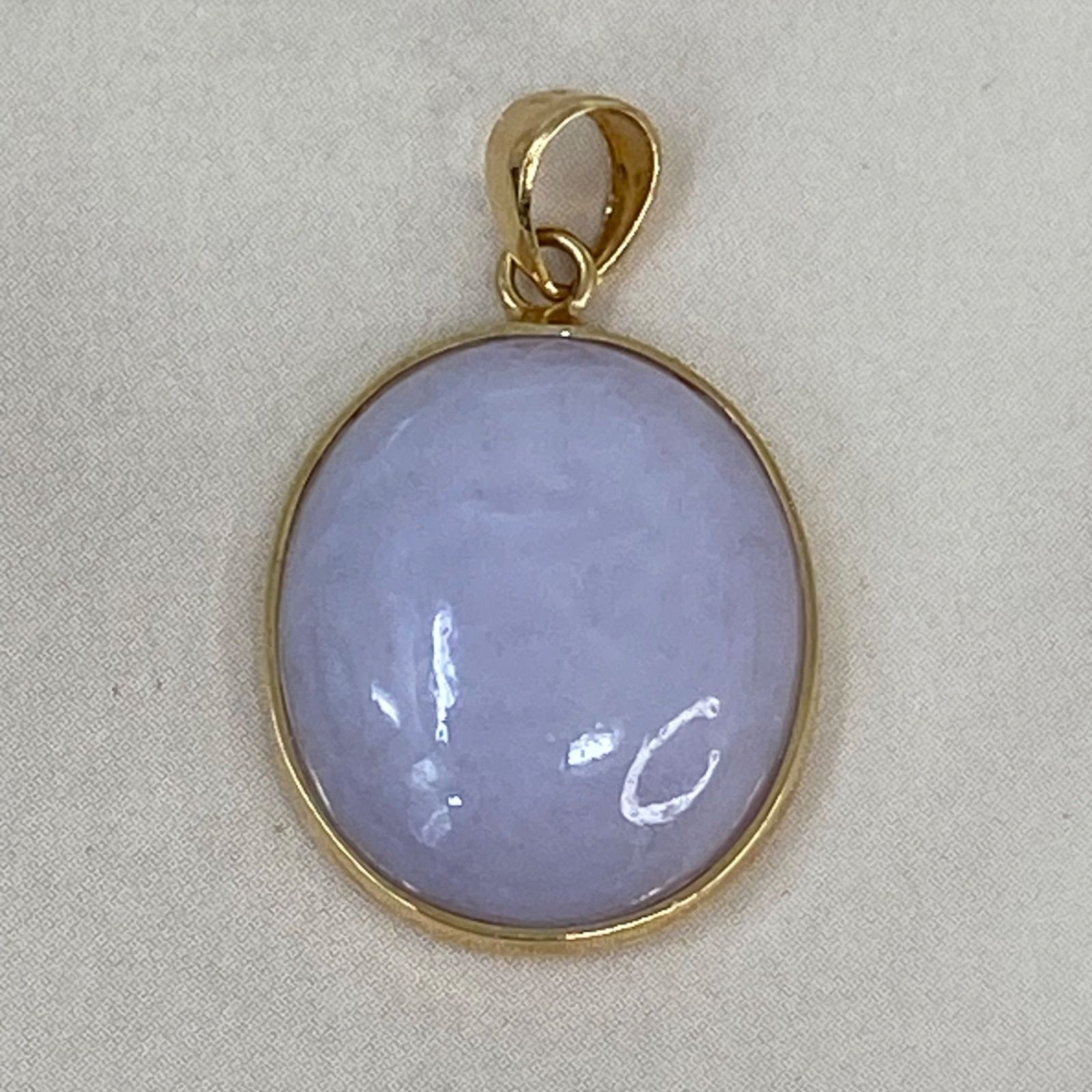 K18YG AU750 18金 ラベンダー翡翠 ペンダント（鑑別カード付） - メルカリ