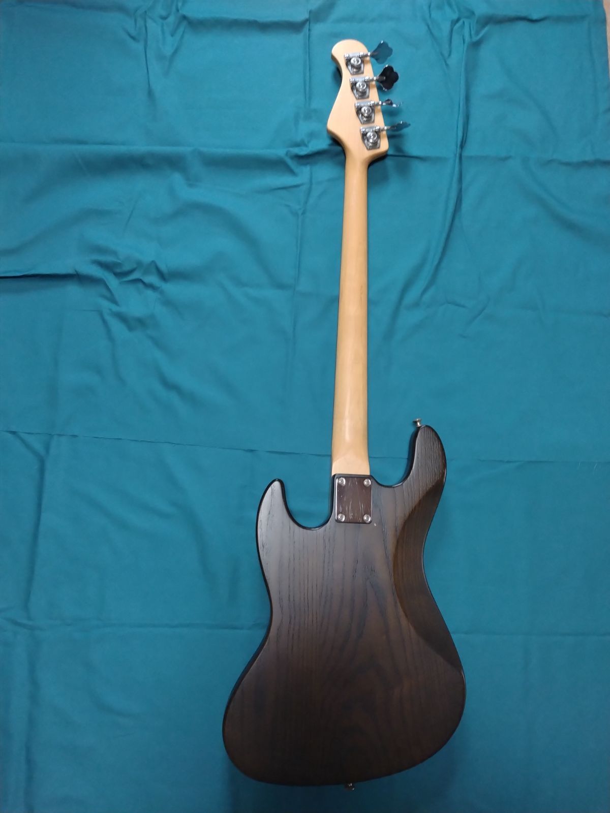 限定モデル バッカス ユニバースシリーズ ジャズベース オールブラック