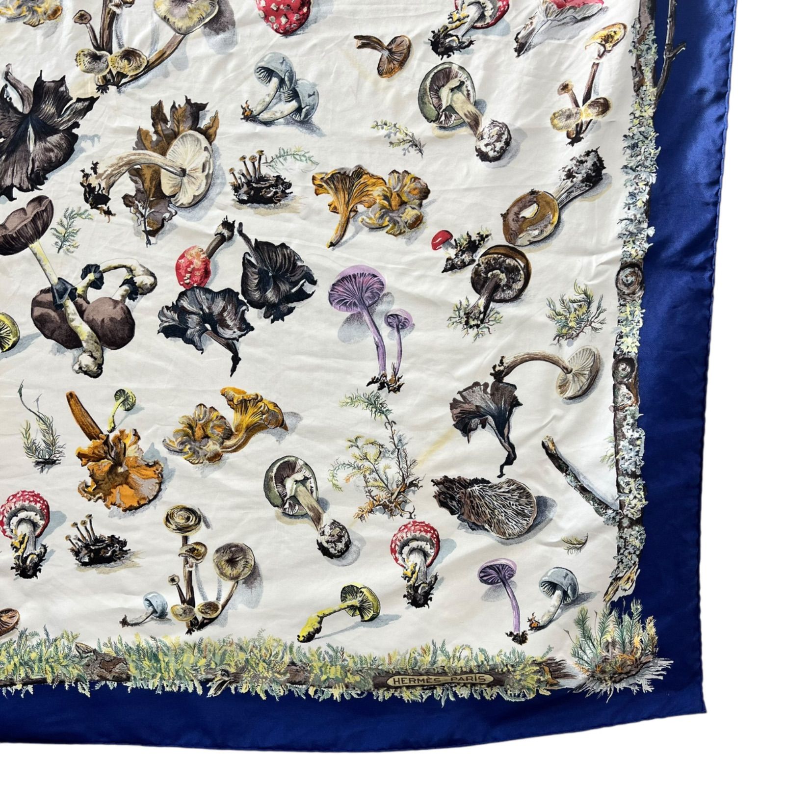 エルメス カレ90 Champignons シャンピニオン スカーフ キノコ柄 HERMES - HERMES エルメス スカーフ カレ90 シャンピニオン