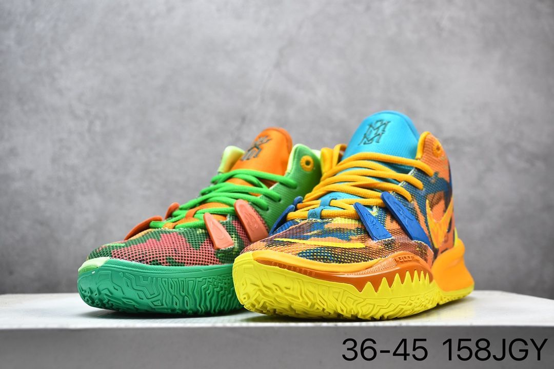 値下げします 新品 Nike Kyrie 7 Sneaker Room Air and Earth