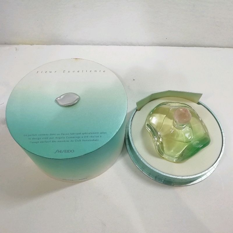 中古】資生堂 フルール エクセラント オードパルファム 40ml 非売品