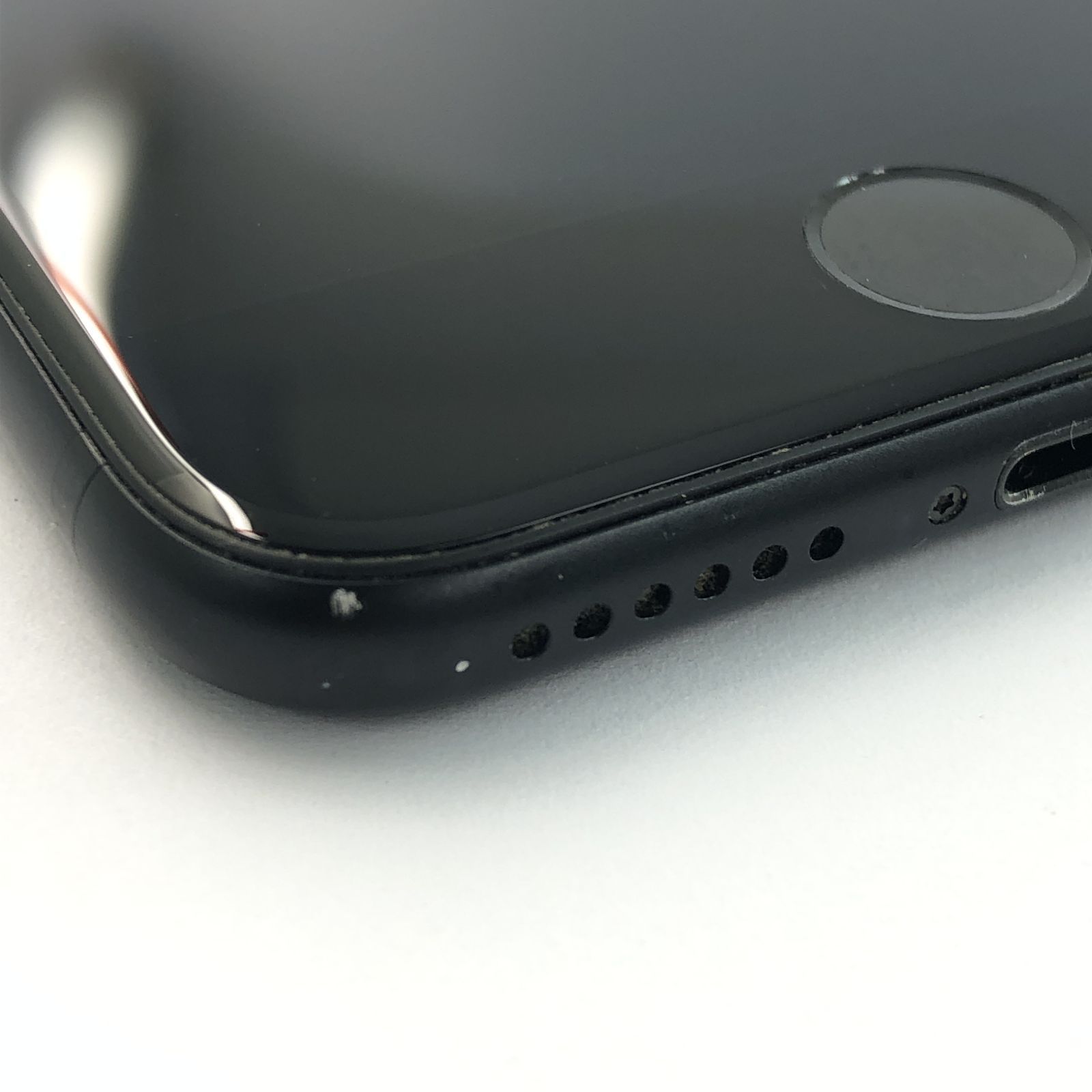 キズあり品】iPhone SE 割引 (第2世代)/64GB/356740114525786