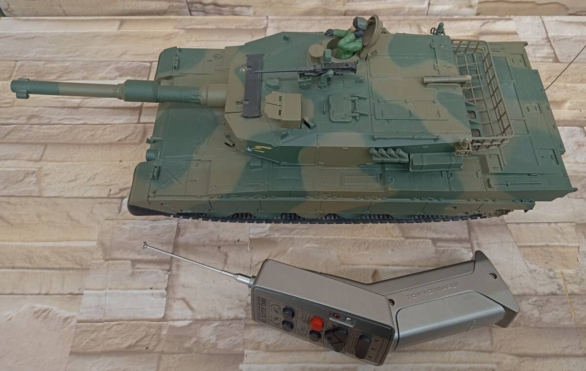 東京マルイ　バトルタンク　陸上自衛隊90式戦車 Amazon.co.jp: 【0090/BAND-1】 東京マルイ 1/24 RCバトルタンク