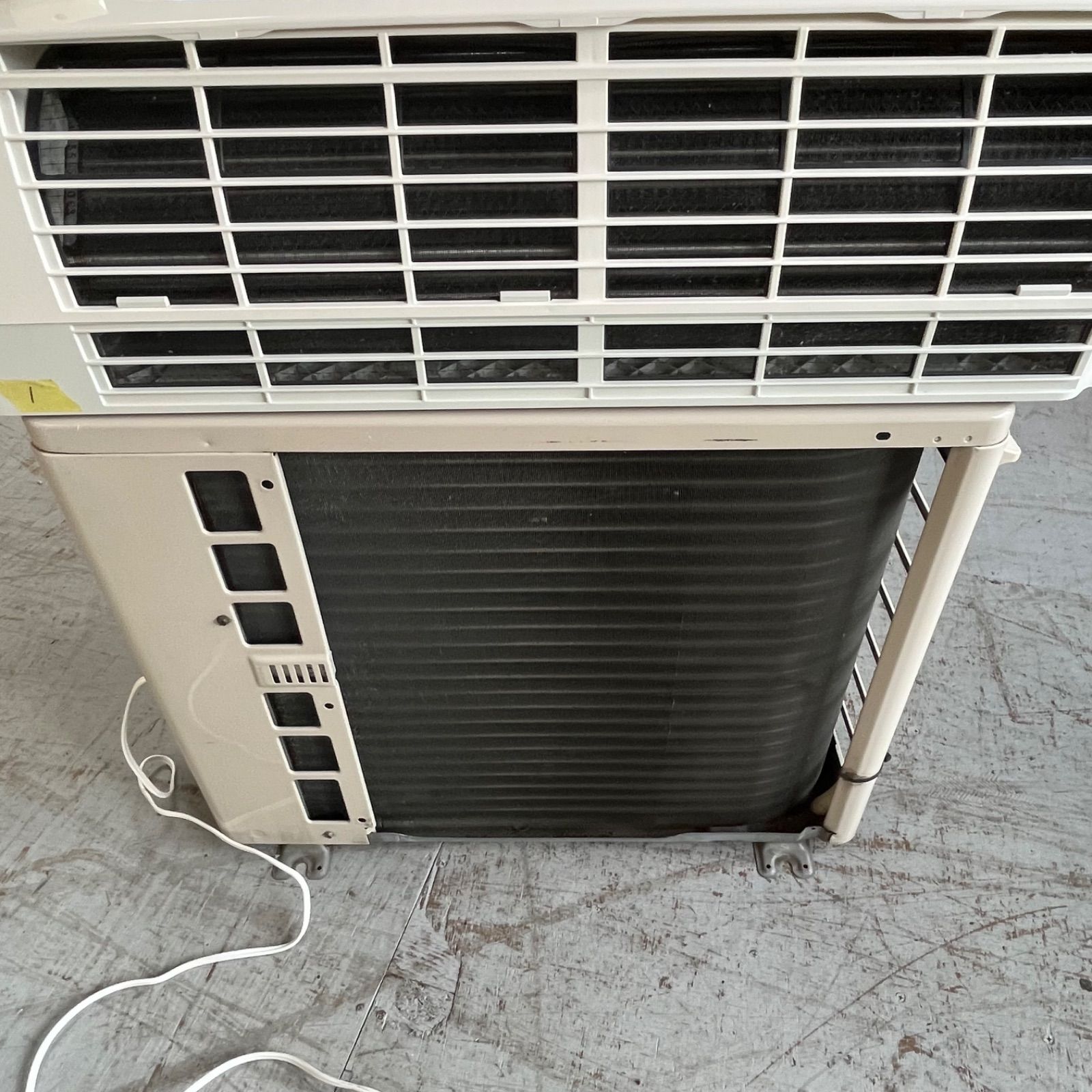 中古 ジャンク 2015年製 シャープ AY-E22SDルームエアコン 2.2kW 6畳①
