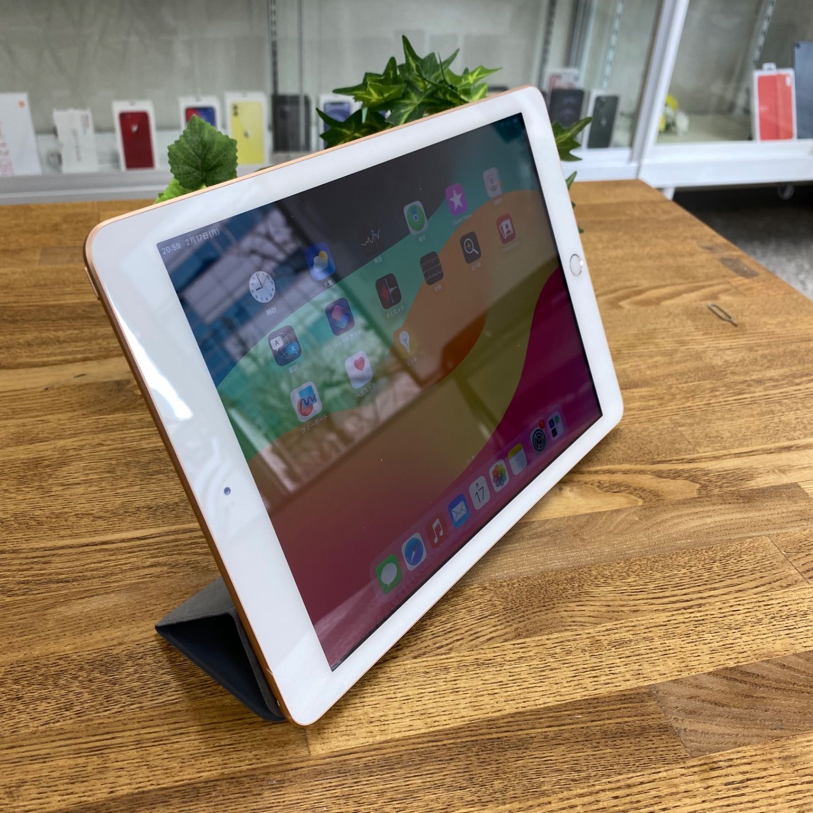 9872 iPad6 第6世代 32GB WIFIモデル : 【整備済み品