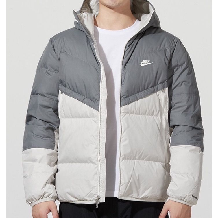 新品/未使用品）NIKE ナイキ WINDRUNNER ウィンドランナー-