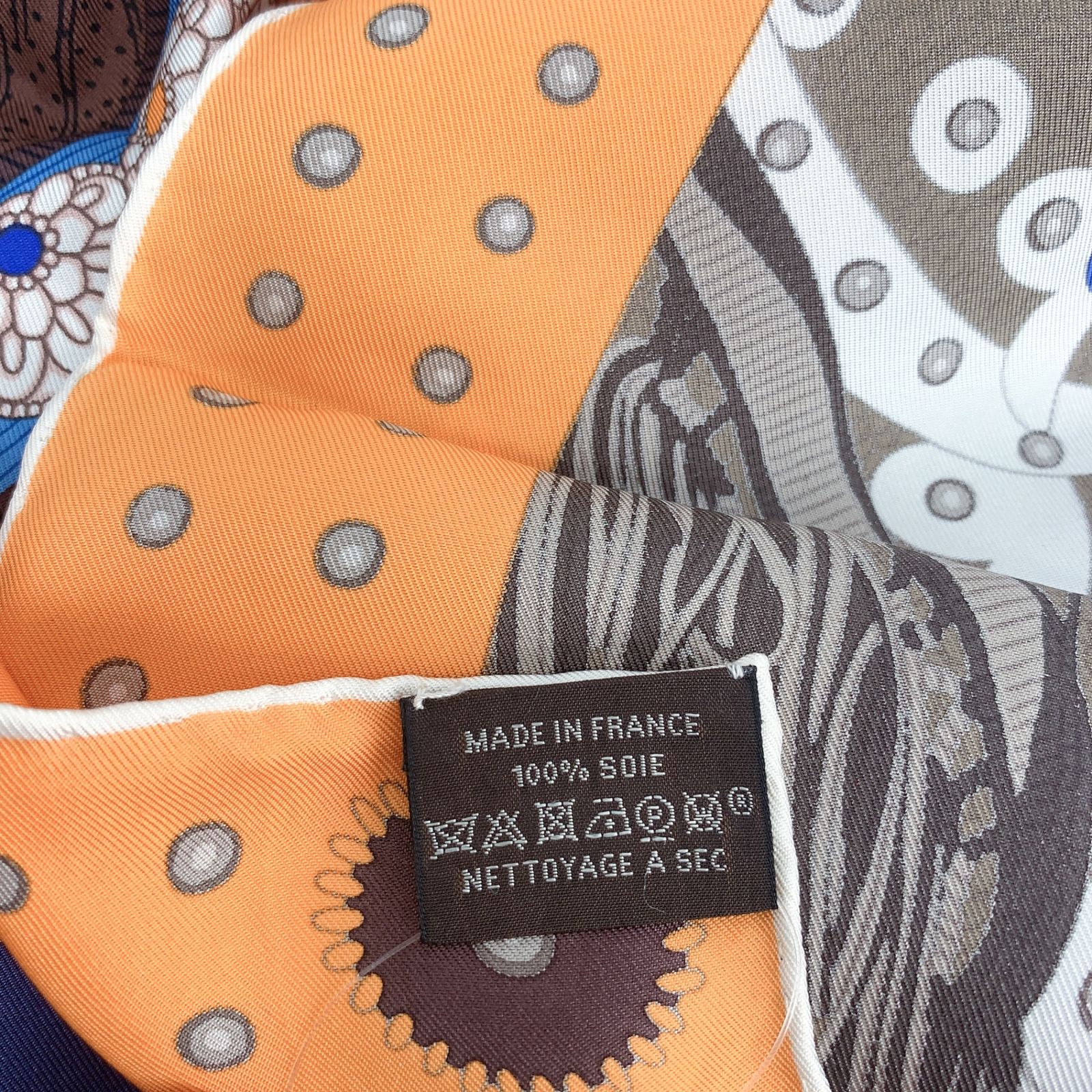 極美品 HERMES エルメス カレ 90 SELLE DE DIGNITAIRE 高官の鞍