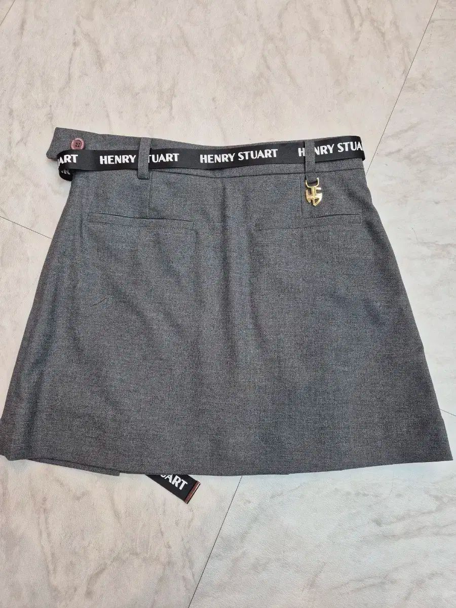 プリーツ スカート