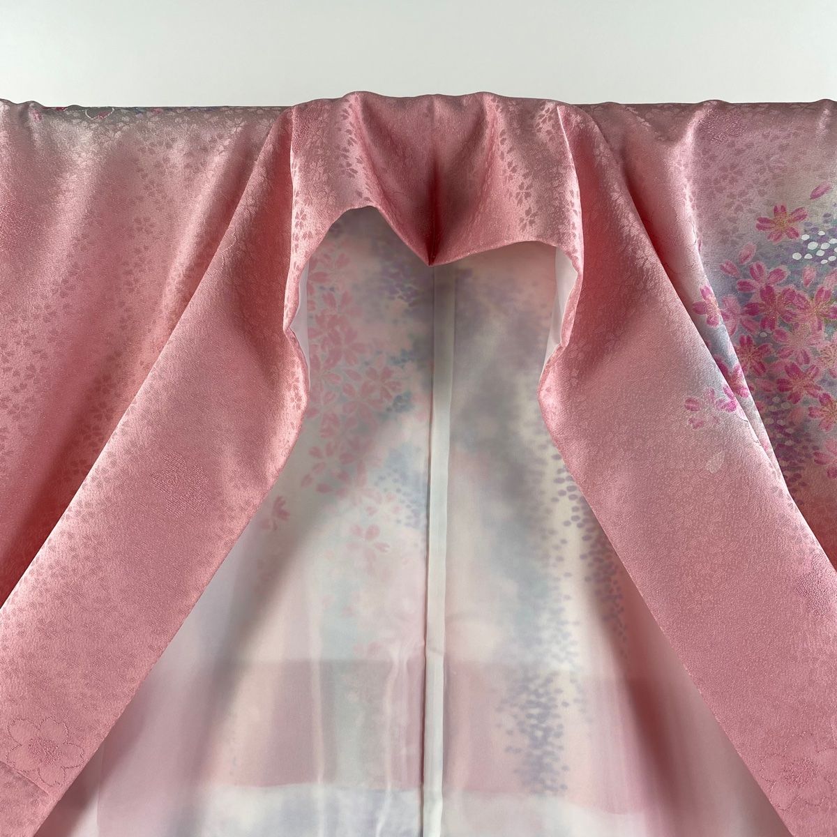 振袖 身丈169.5cm 裄丈65.5cm M 袷 桜 銀通し 金糸 ピンク 正絹