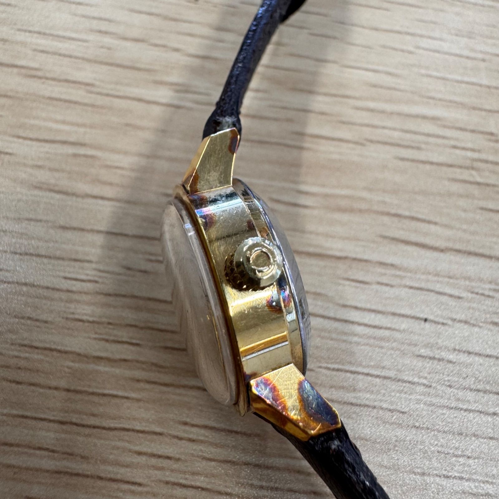 OMEGAジュネーヴ　566.045 ヴィンテージ　自動巻稼働品 OMEGAジュネーヴ 566.045 ヴィンテージ 自動巻稼働品 - メルカリ