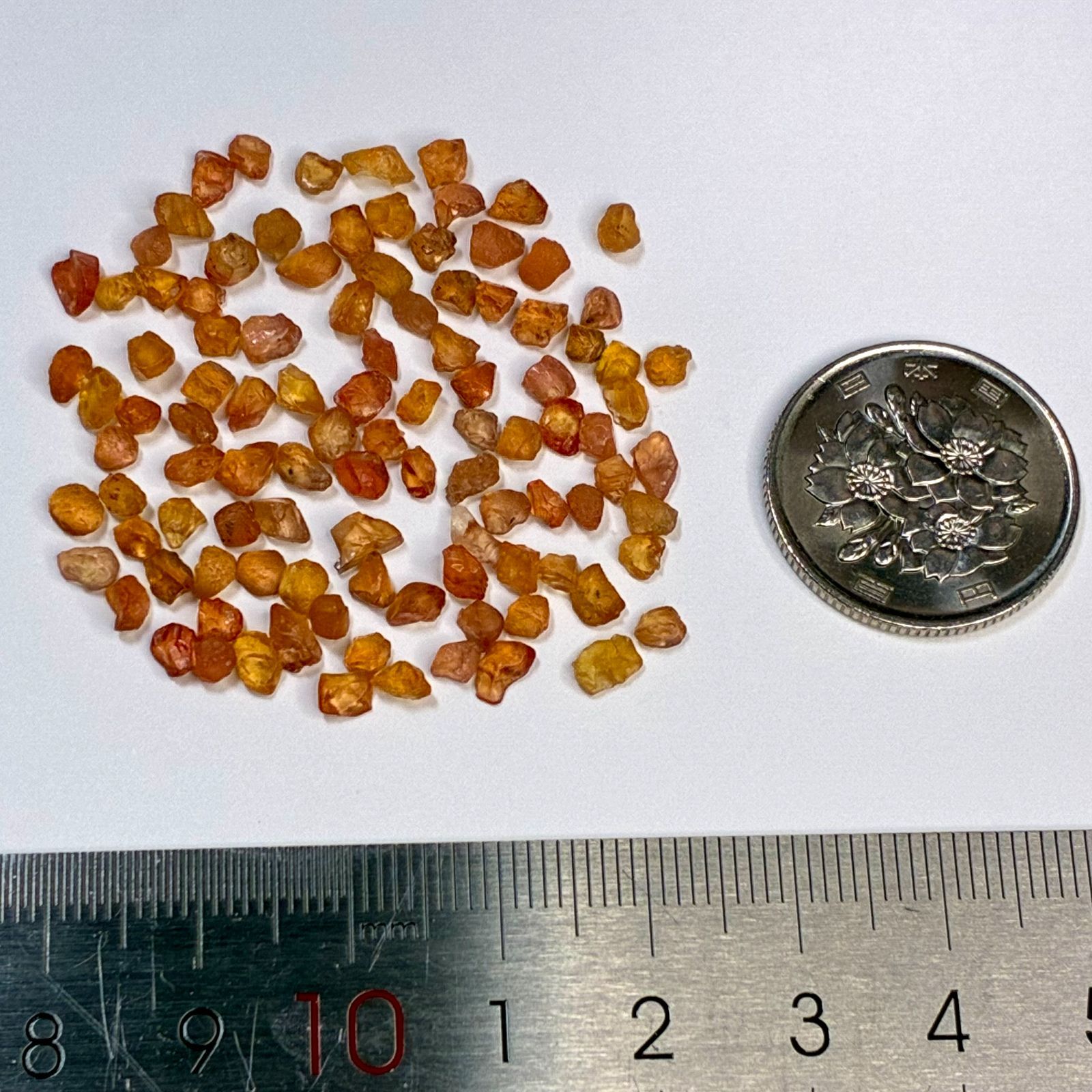 小さめサファイア オレンジ 現物のみセット販売 原石 鉱物 天然石 パワーストーン No.1686