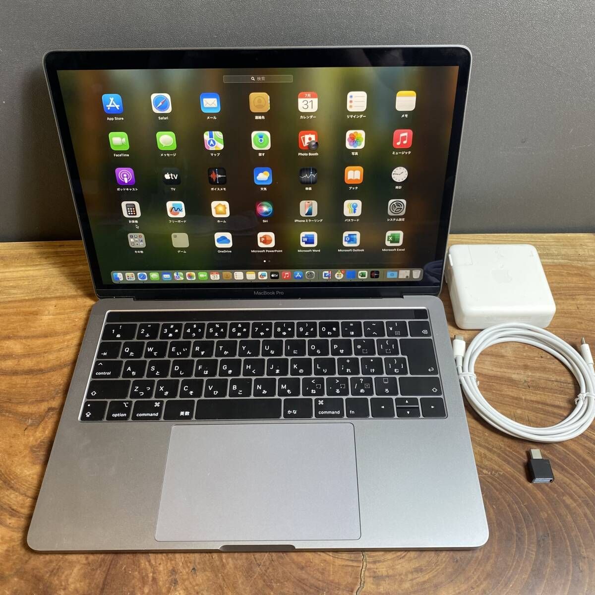 美品］Apple MacBook Pro 13inch 2019/Core i5 1.4GHz/メモリ