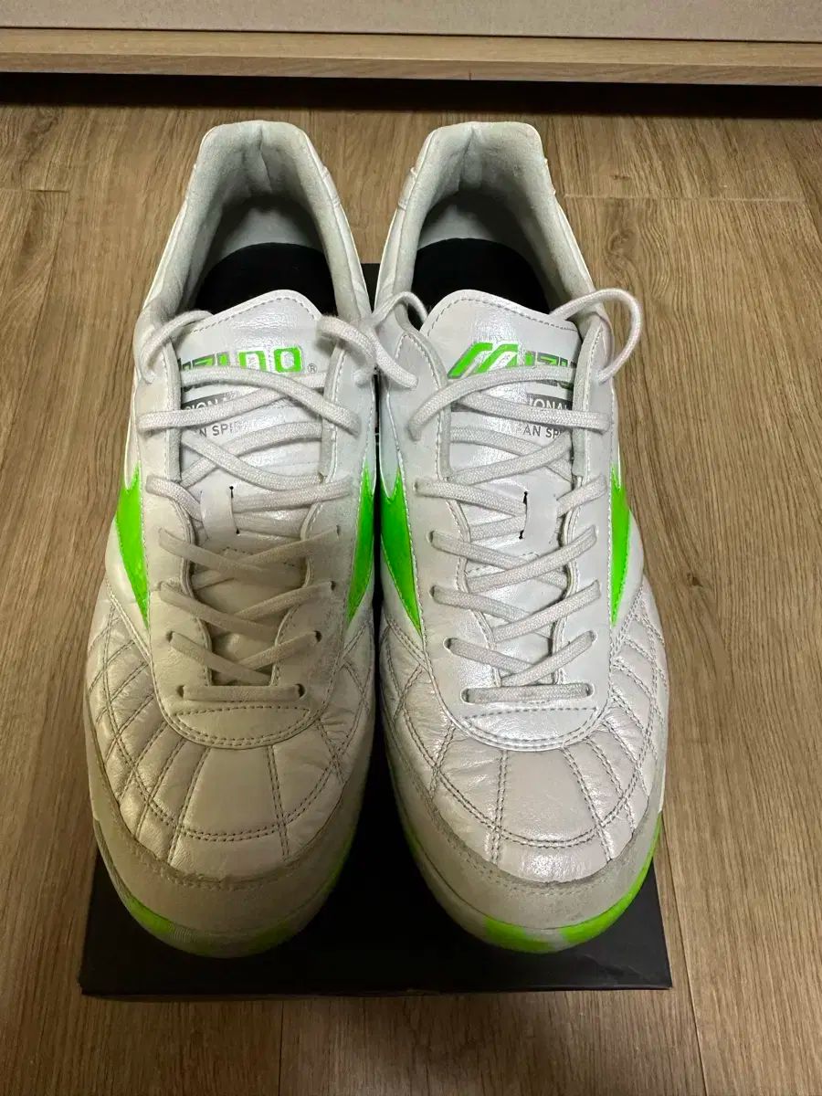 Mizuno（ミズノ） モレリア モハメド・サラー 日本 270 サイズ フットサルシューズ