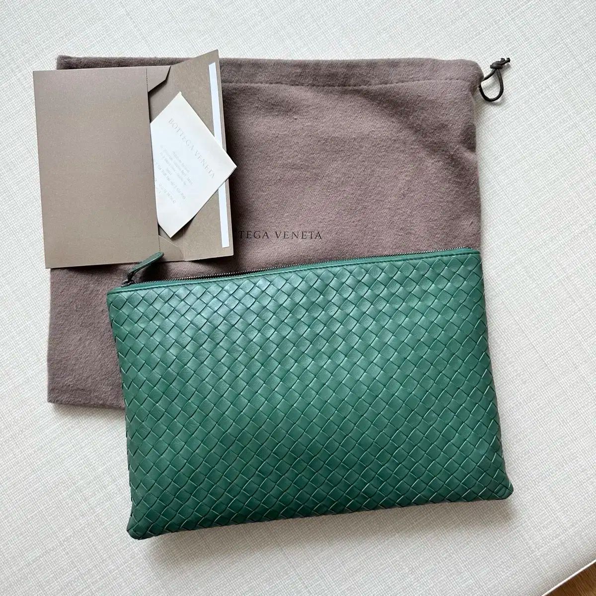 Bottega Veneta ボッテガヴェネタ クラッチ