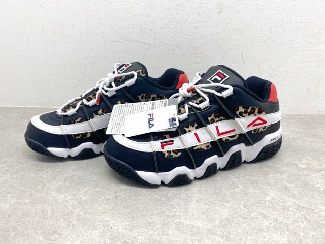 FILA（フィラ）BARRICADE XT 97 EVANGELION LIMITED LEOPARD 式波・アスカ・ラングレー モデル  MFW19060-013 コラボ【C0244-007】 - メルカリ