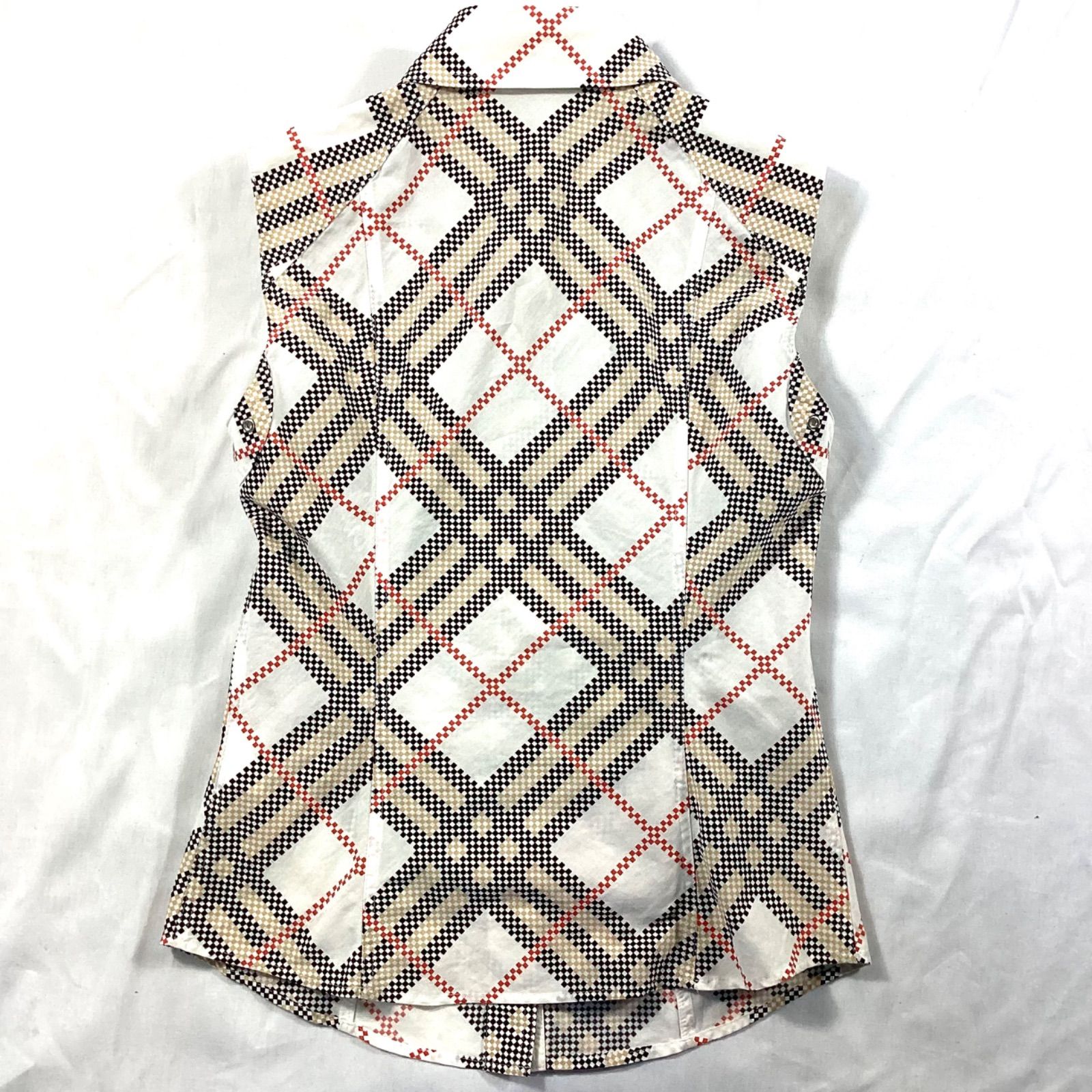 BURBERRY BLUE LABEL ブルーレーベル　ノースリーブ　ブラウス 中古・古着通販】BURBERRY BLUE LABEL (バーバリーロンドン