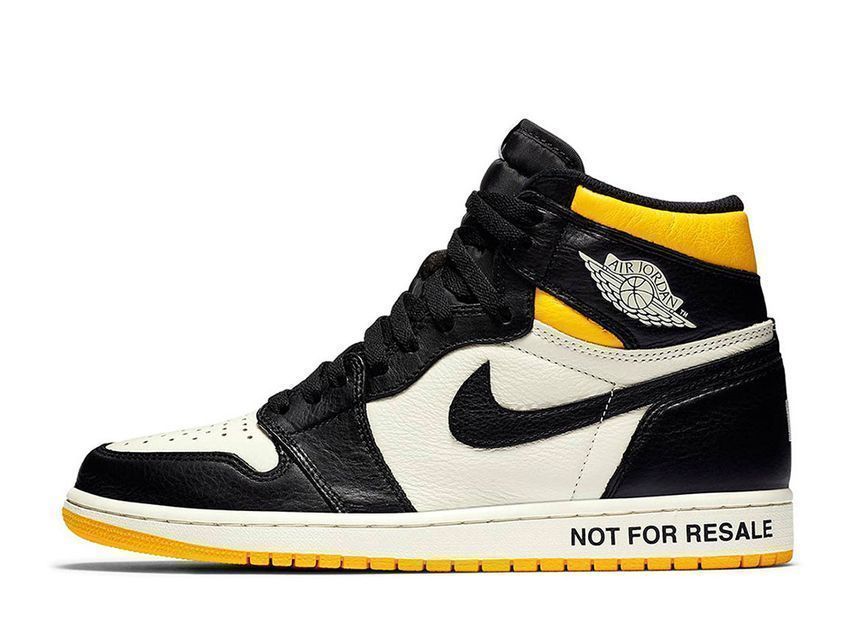 スニーカー　NIKE ナイキ イニシエーター HQ3611 (ランニングシューズ) 価格比較