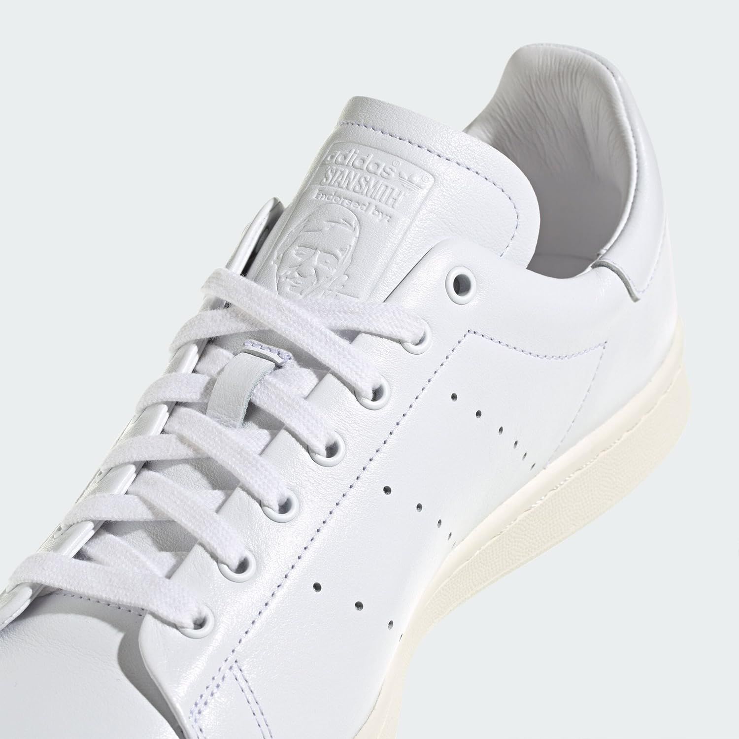 STAN SMITH