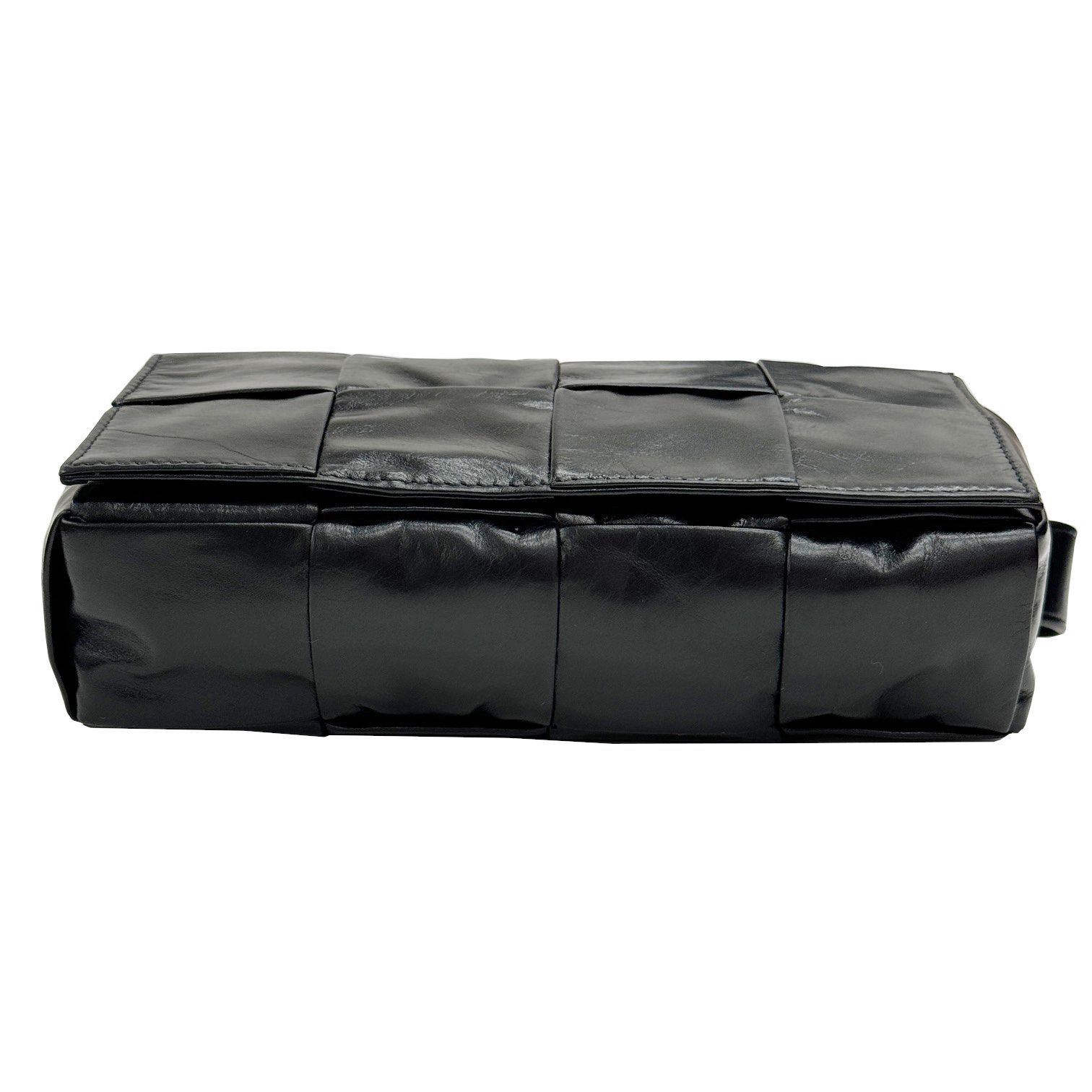 ボッテガヴェネタ　カセット ベルトバッグ　ウエストバッグ ボディバッグ　ブラック ボッテガヴェネタ カセット ベルトバッグ ウエストバッグ ボディ