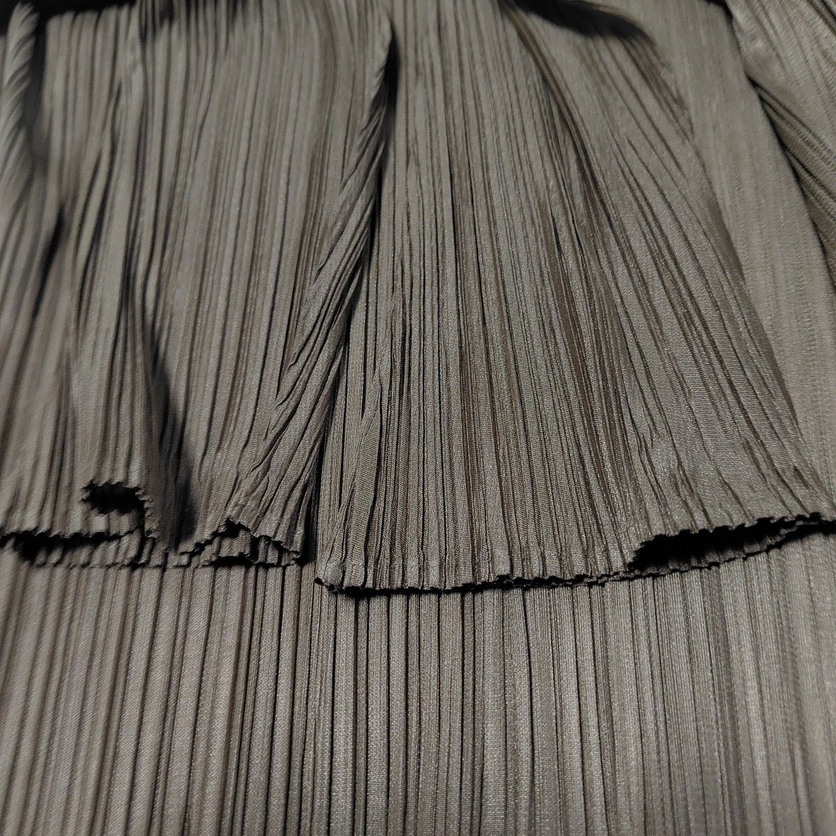 プリーツプリーズ カーディガン