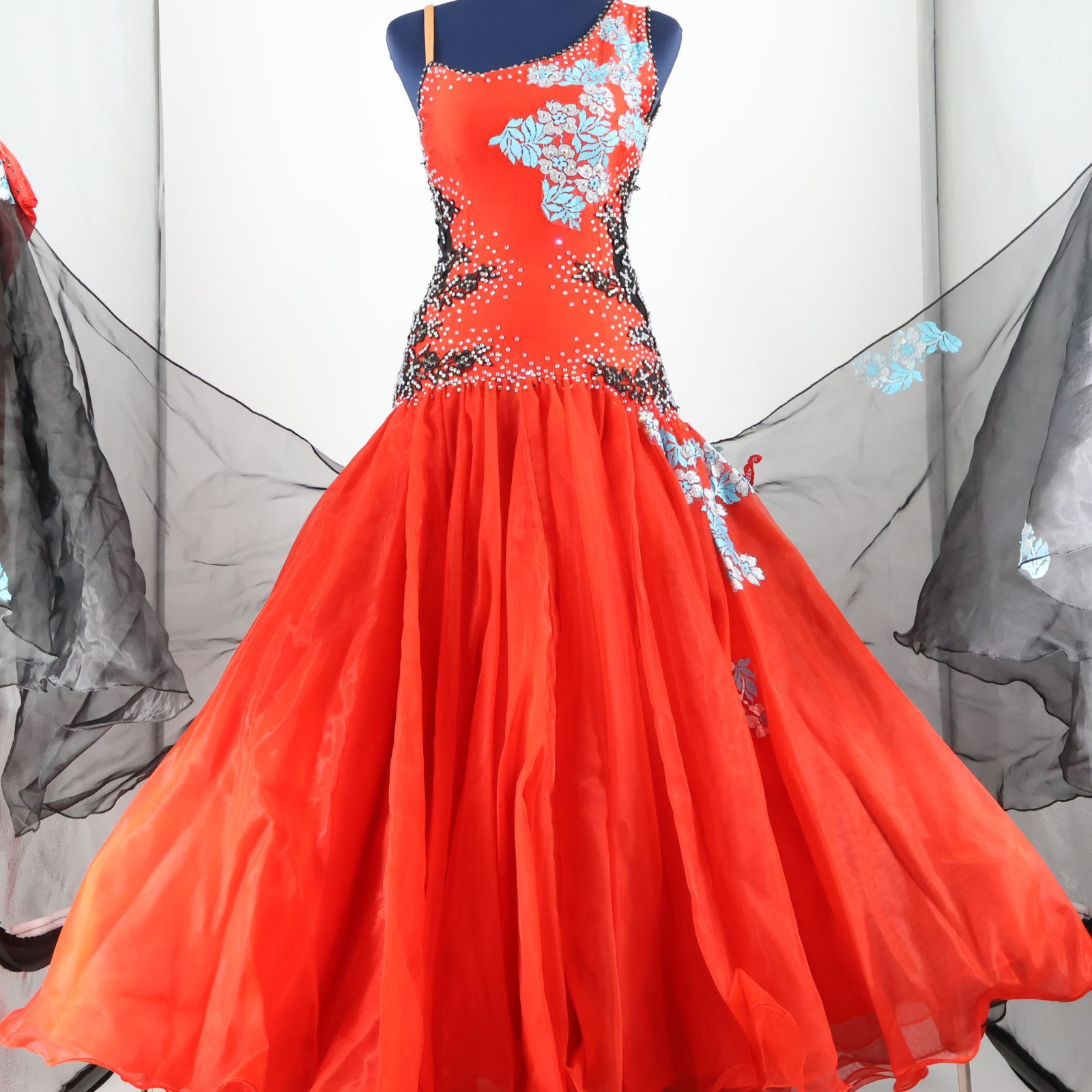 一騎当千 趙雲子龍 チャイナドレス－紅蓮ver.フィギュア