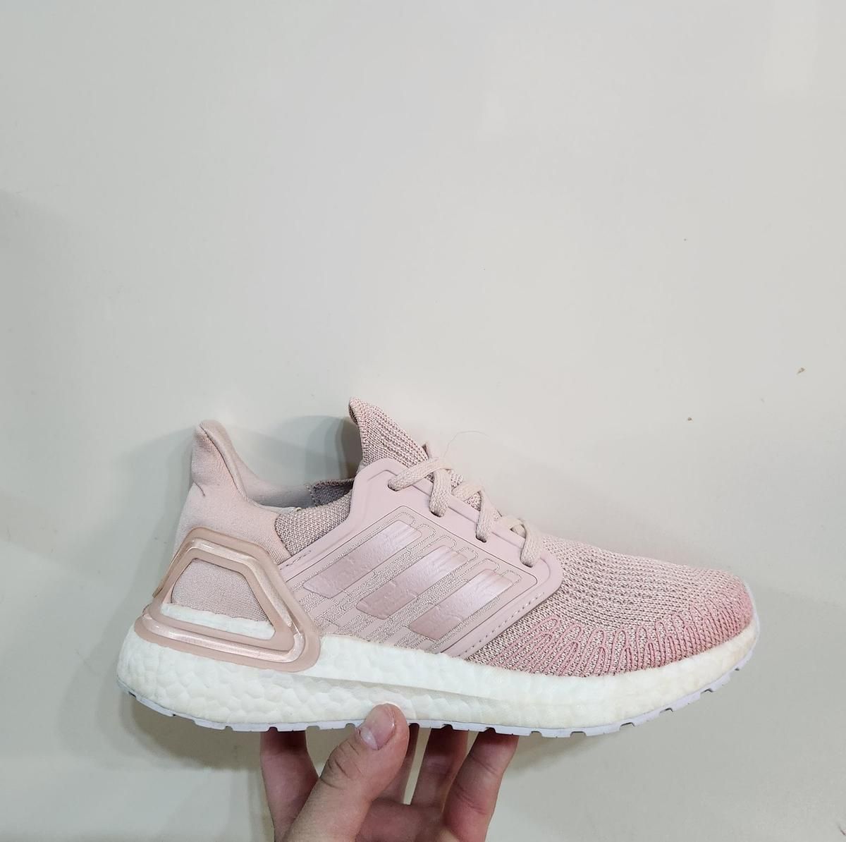 【雷市場（ポンジャン）商品韓国直送】235 adidas(アディダス) ウルトラブースト 20 プライムブルー ヴェイパーピンク 超軽量 — 最低価格