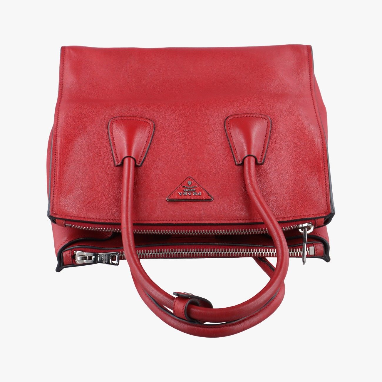 Saffianoレザー素材●PRADA●三角ロゴブレスレット●RED プラダPrada三角ロゴレッドレザー117 - メルカリ