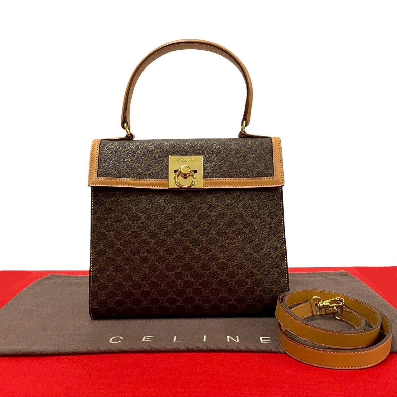 ほぼ未使用 CELINE セリーヌ マカダム ブラゾン 柄 ロゴ リング 金具