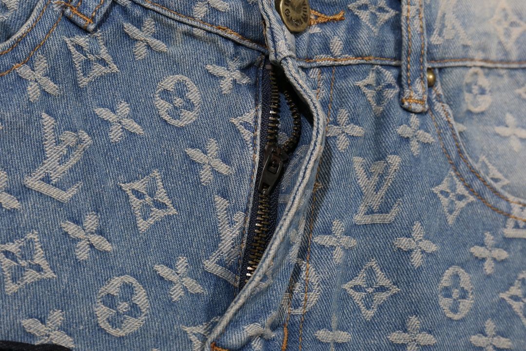今日特価】LOUIS VUITTON FW21 ロゴグラフィック モノグラム