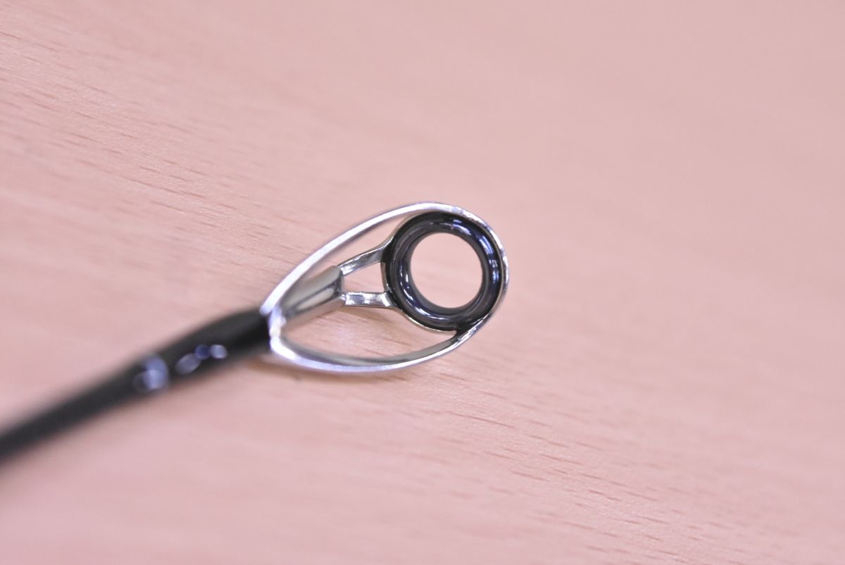 2ピース ショアジギングロッド