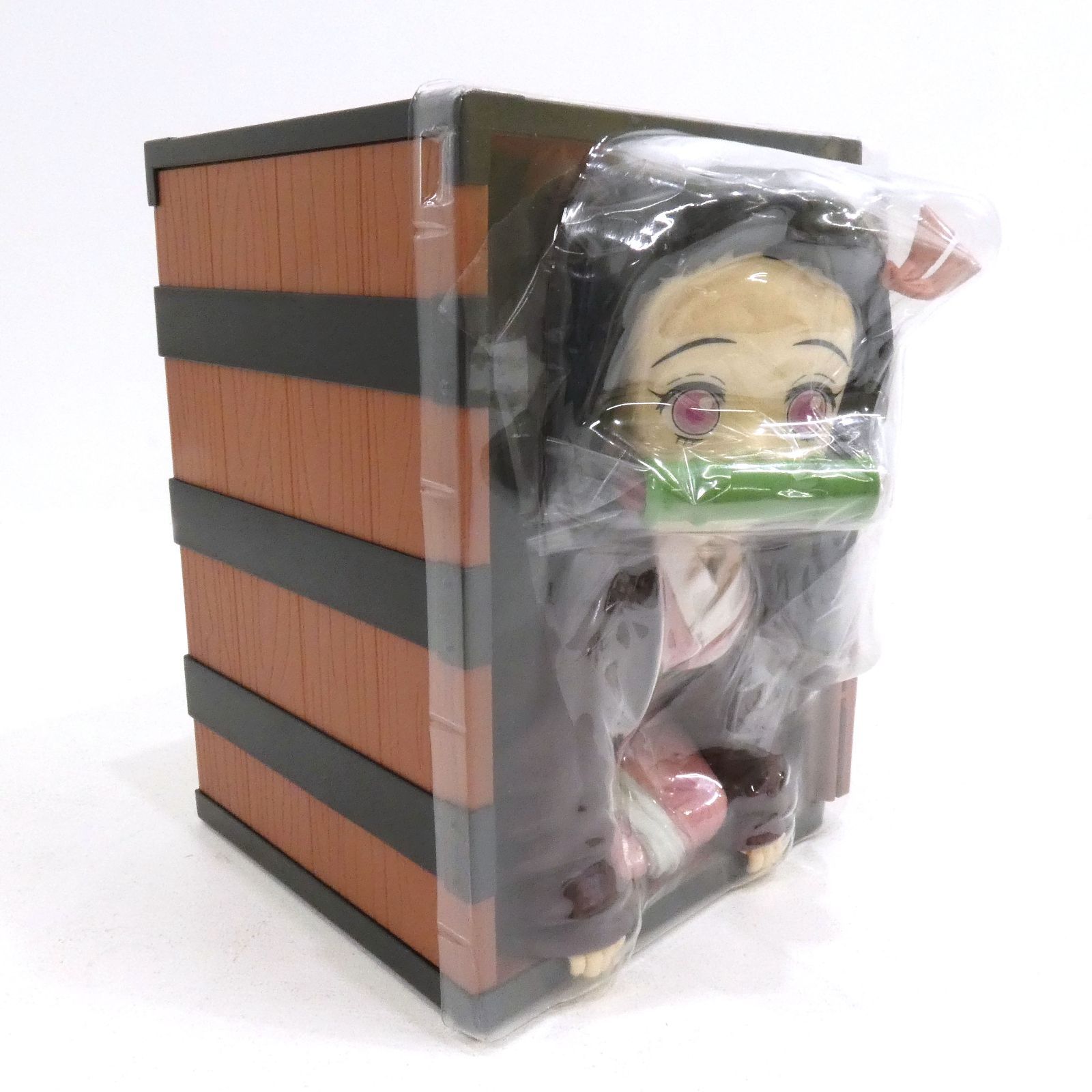 新品・未使用　竈門禰豆子 ポップコーンバケツ　ストラップ付き 小牧店】ストラップ欠品 USJ 鬼滅の刃 ポップコーンバケツ