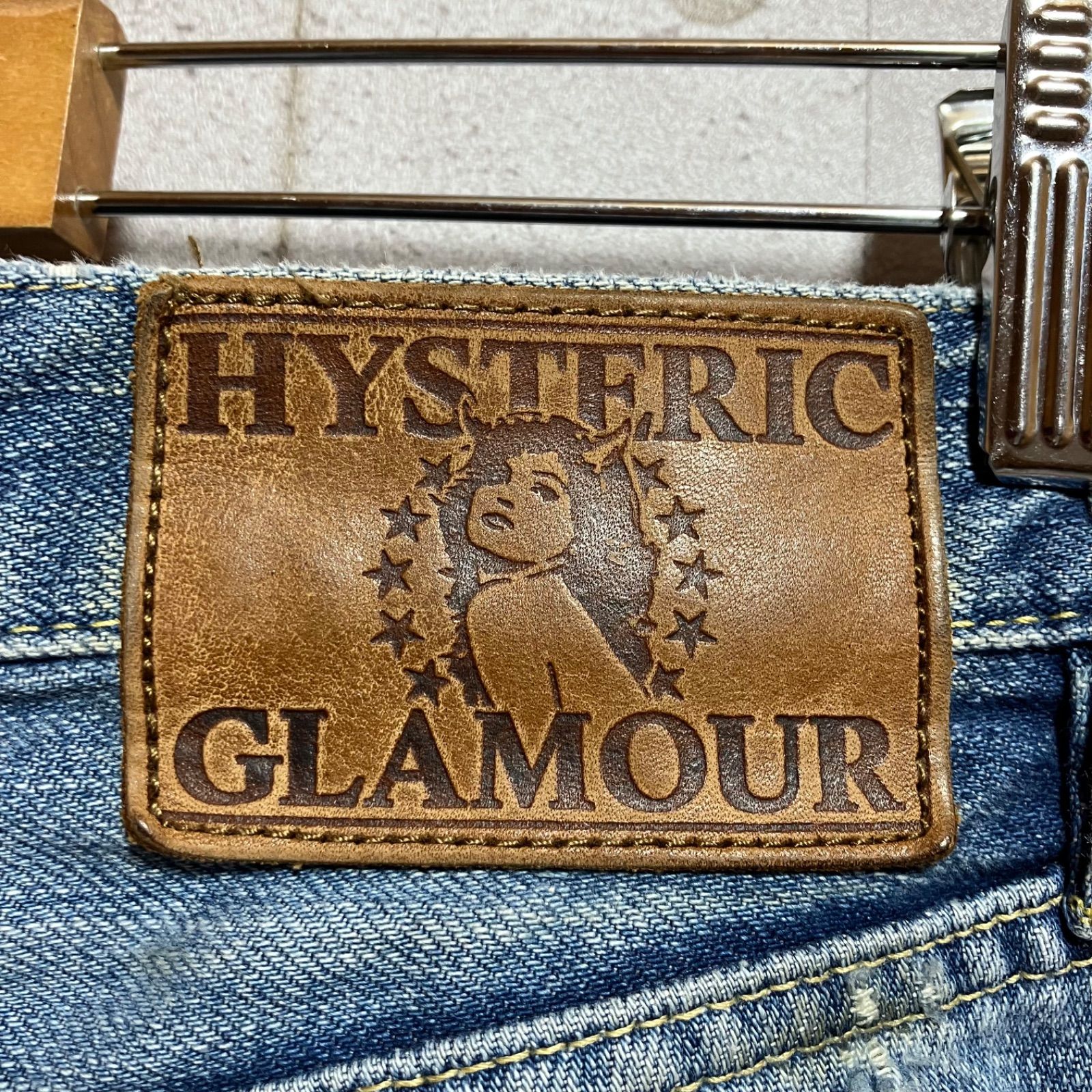 HYSTERIC GLAMOUR ブルーデニム ジーンズ スタッズ付き Hysteric