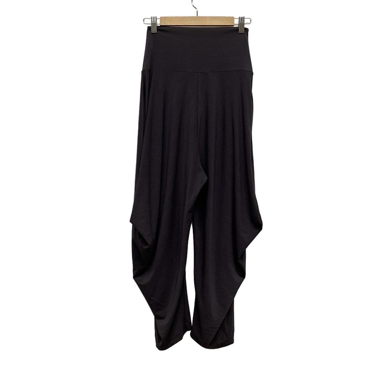 ISSEYMIYAKE(イッセイミヤケ) パンツ サイズ2 M レディース美品