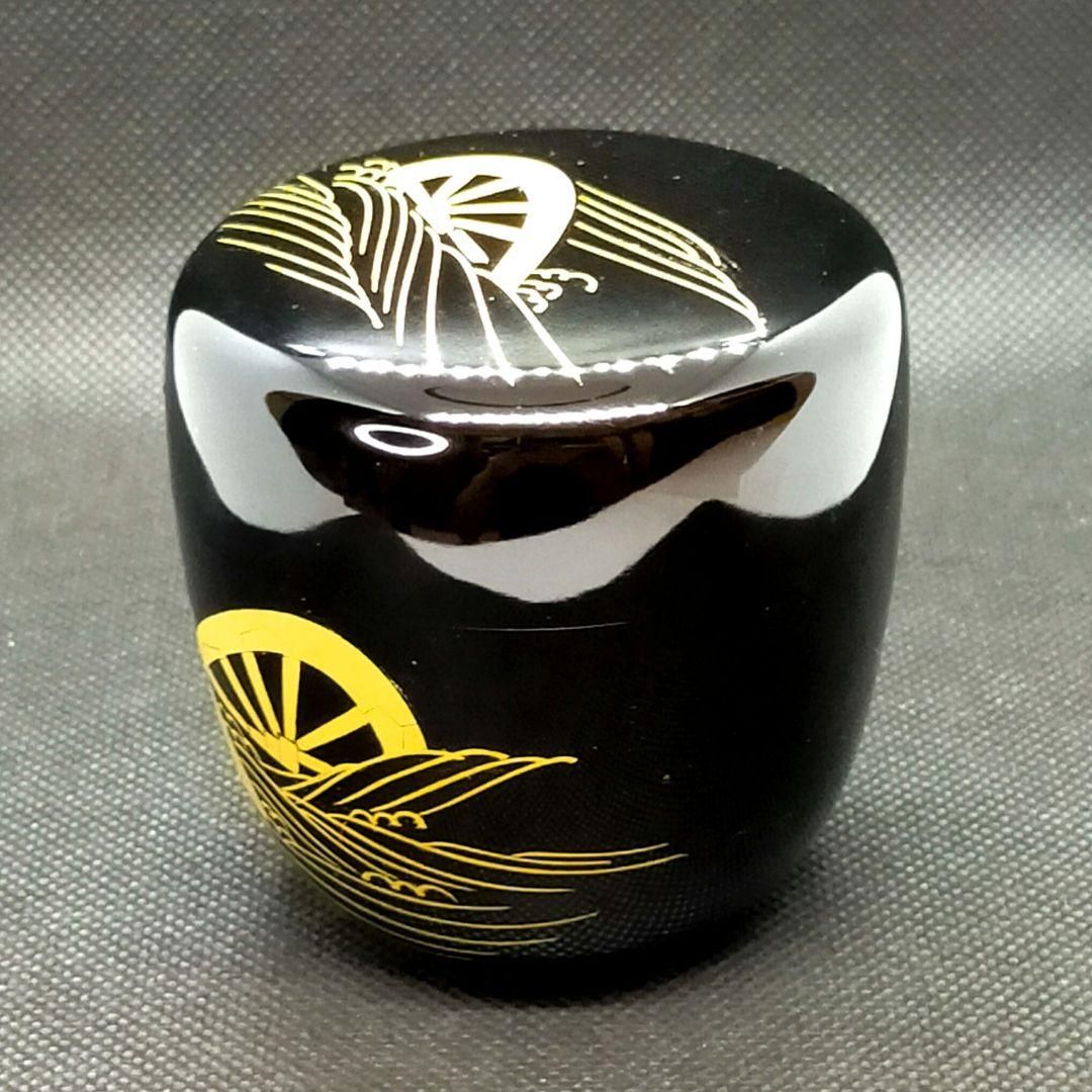 光月作 波車蒔絵中棗 茶道具 共箱 黄布 作家 塗師 光月作 波車蒔絵中棗 茶道具 共箱 黄布 作家 塗師 - メルカリ