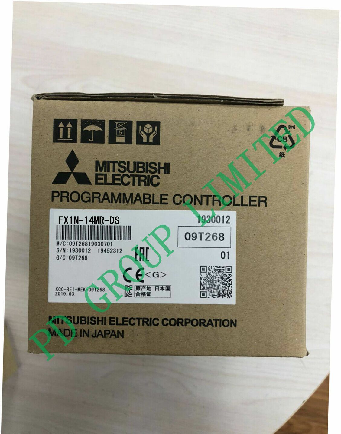 MOMO /コンペティションエボ☆販売終了モデル ☆美品　32パイ　☆最終値下げ MOMO /コンペティションエボ☆販売終了モデル ☆ 廃盤品 美品 32